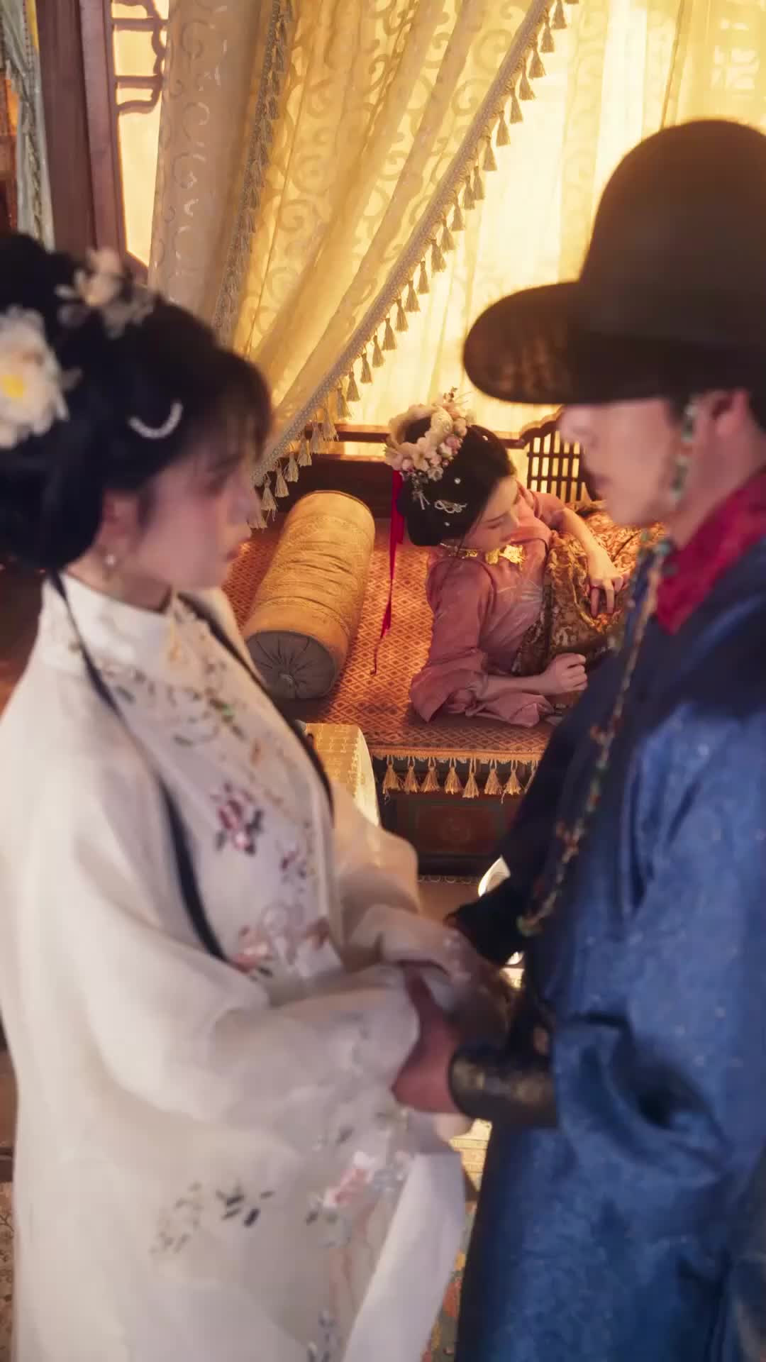 뒤엉킨 사랑 - Episode 8 - Episode 8