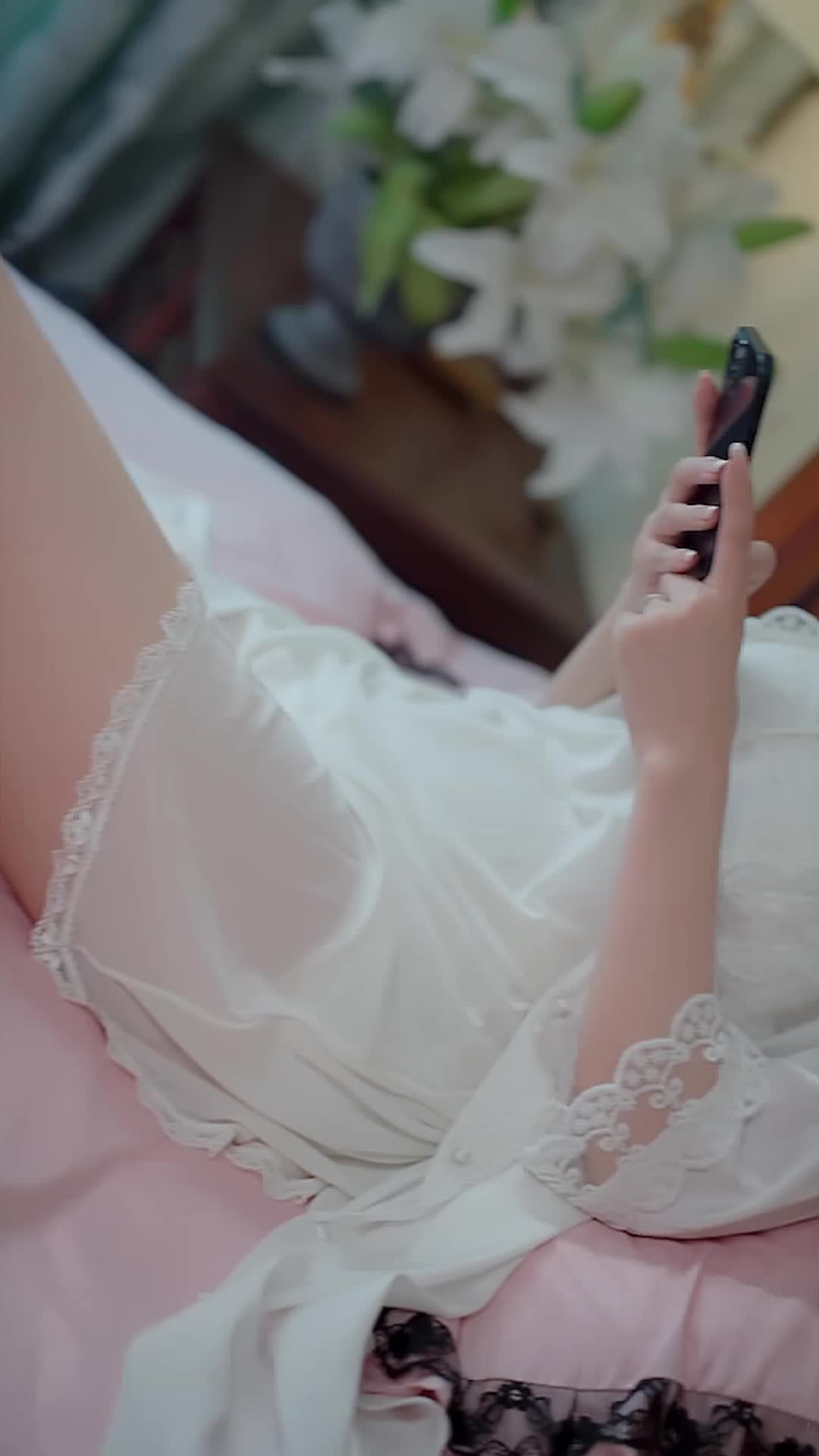When My Online Boyfriend Turned Out to Be Immortal Episode 1