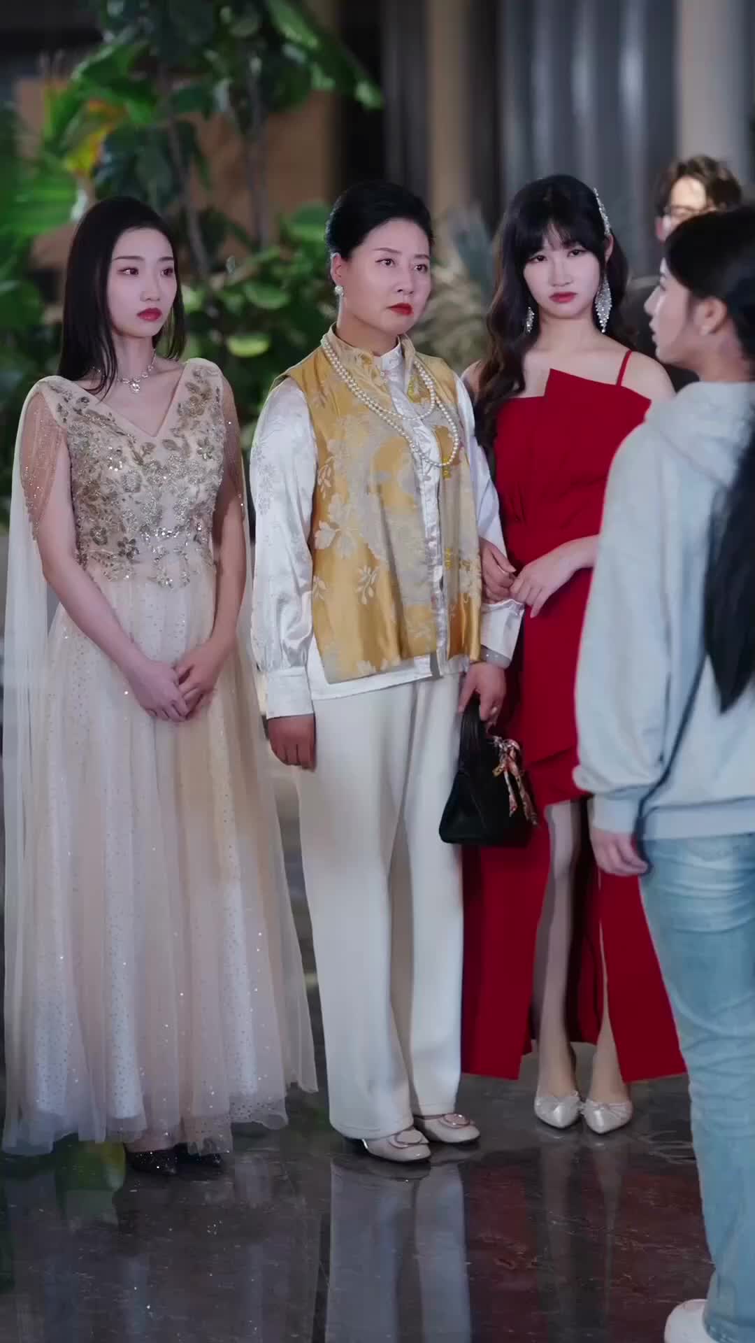 Return of the Crowned Heiress Episode 5
