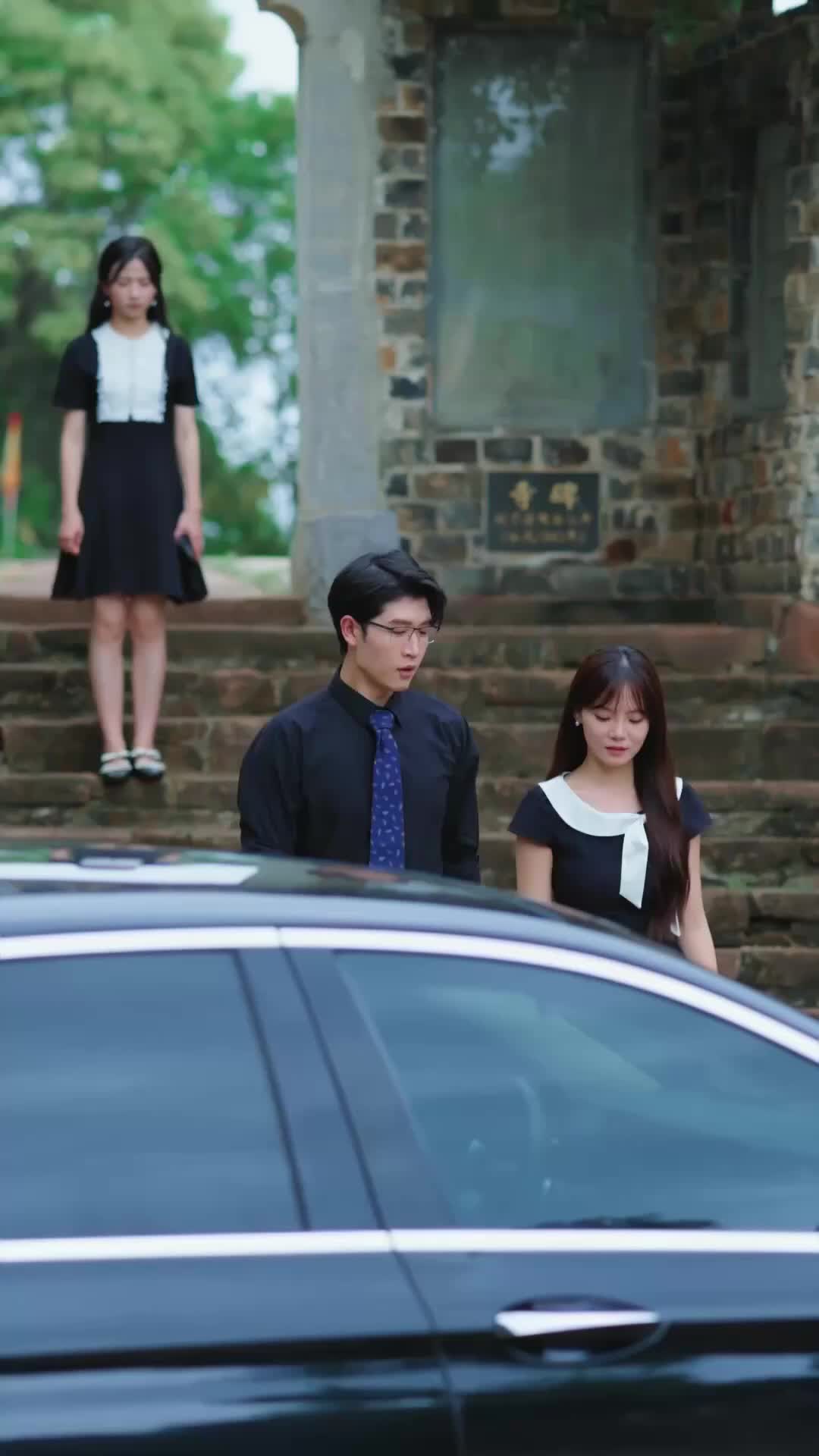 At Memory's End, He Lost Her Episode 8