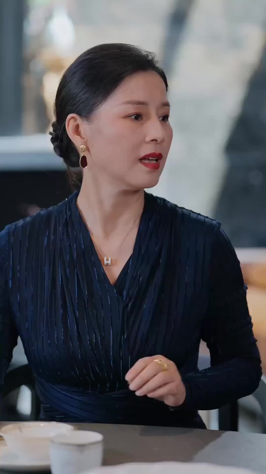 Mawar Selalu Berduri Episode 4