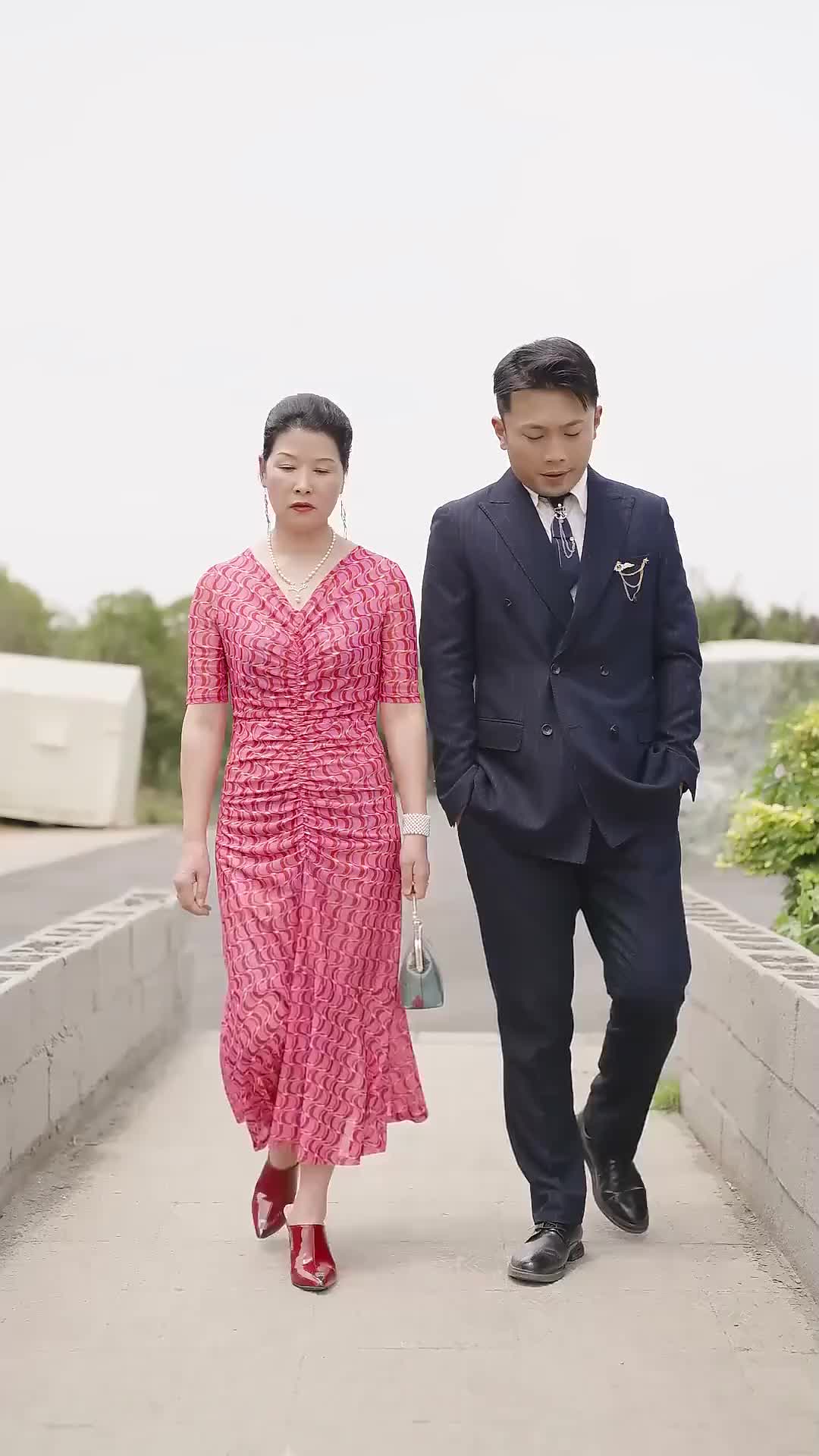 El Estafador de Bodas: Mi Papá le Hace Rogar Episodio 7