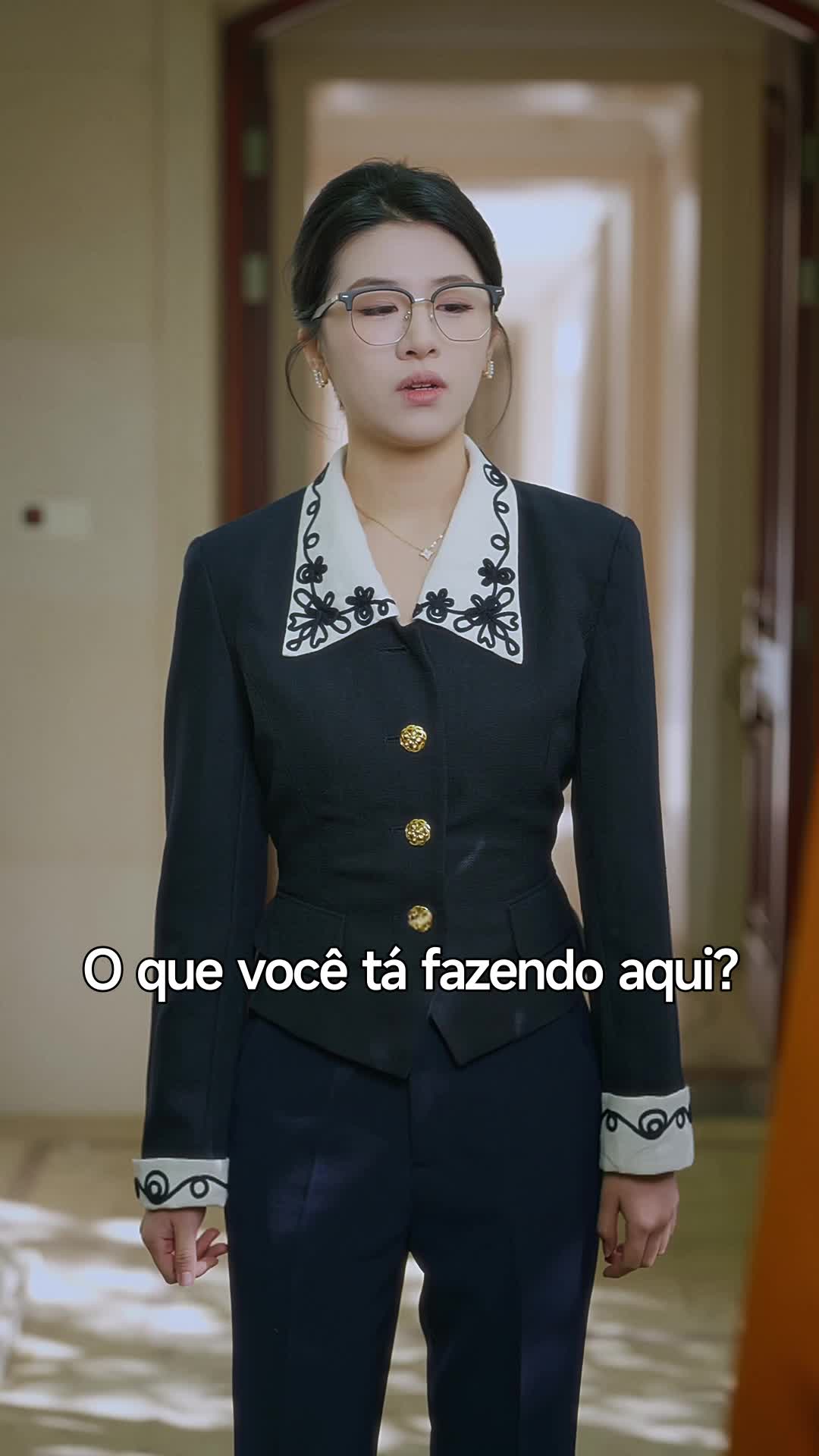 Ninguém Encosta na Mulher do Rei 11Episódio