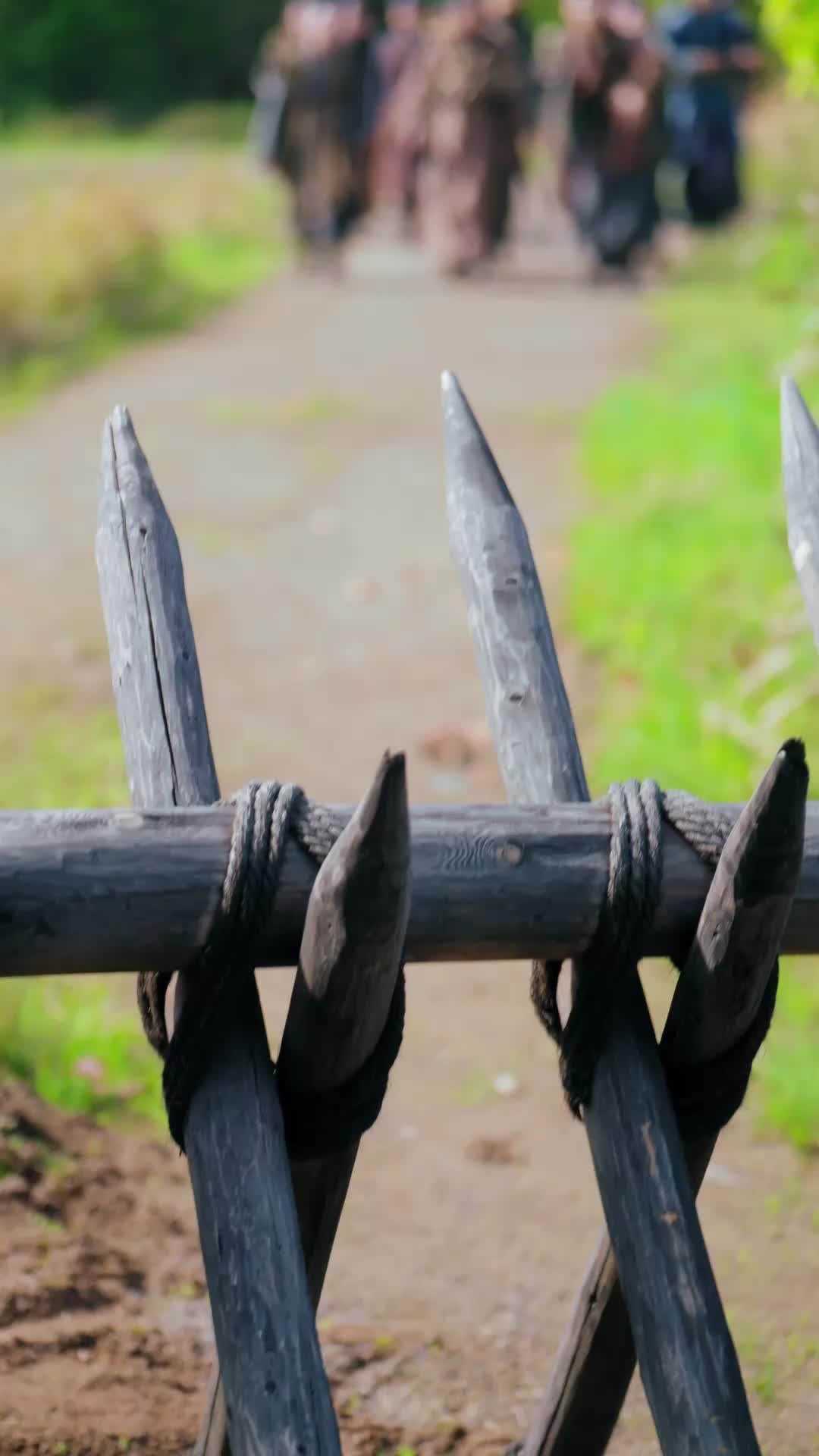 Istriku Tiga, Takdirku Gila (Sulih Suara)  - Episode 54 - Episode 54