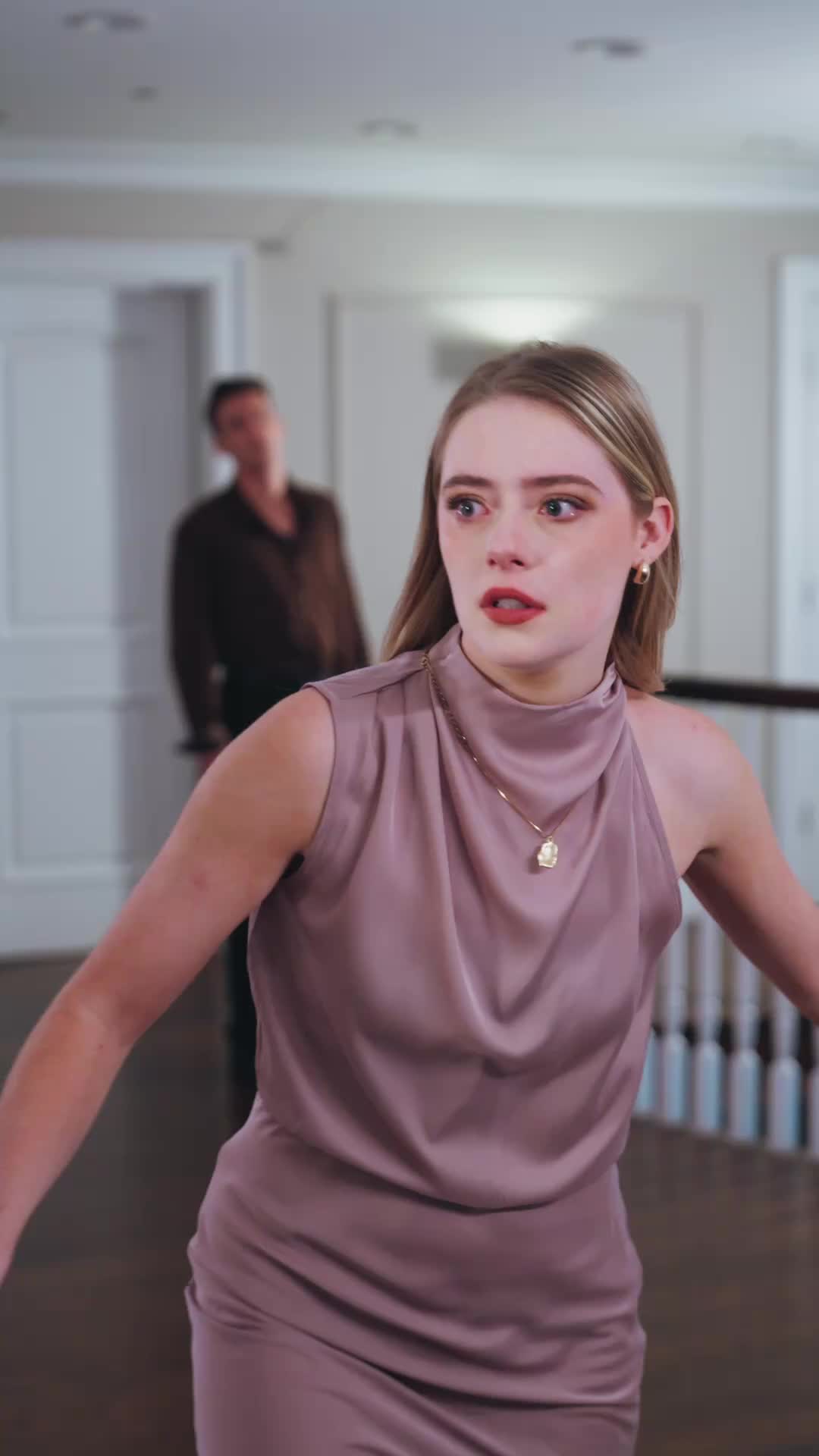 His Dumped Wife is A Queen Episode 3