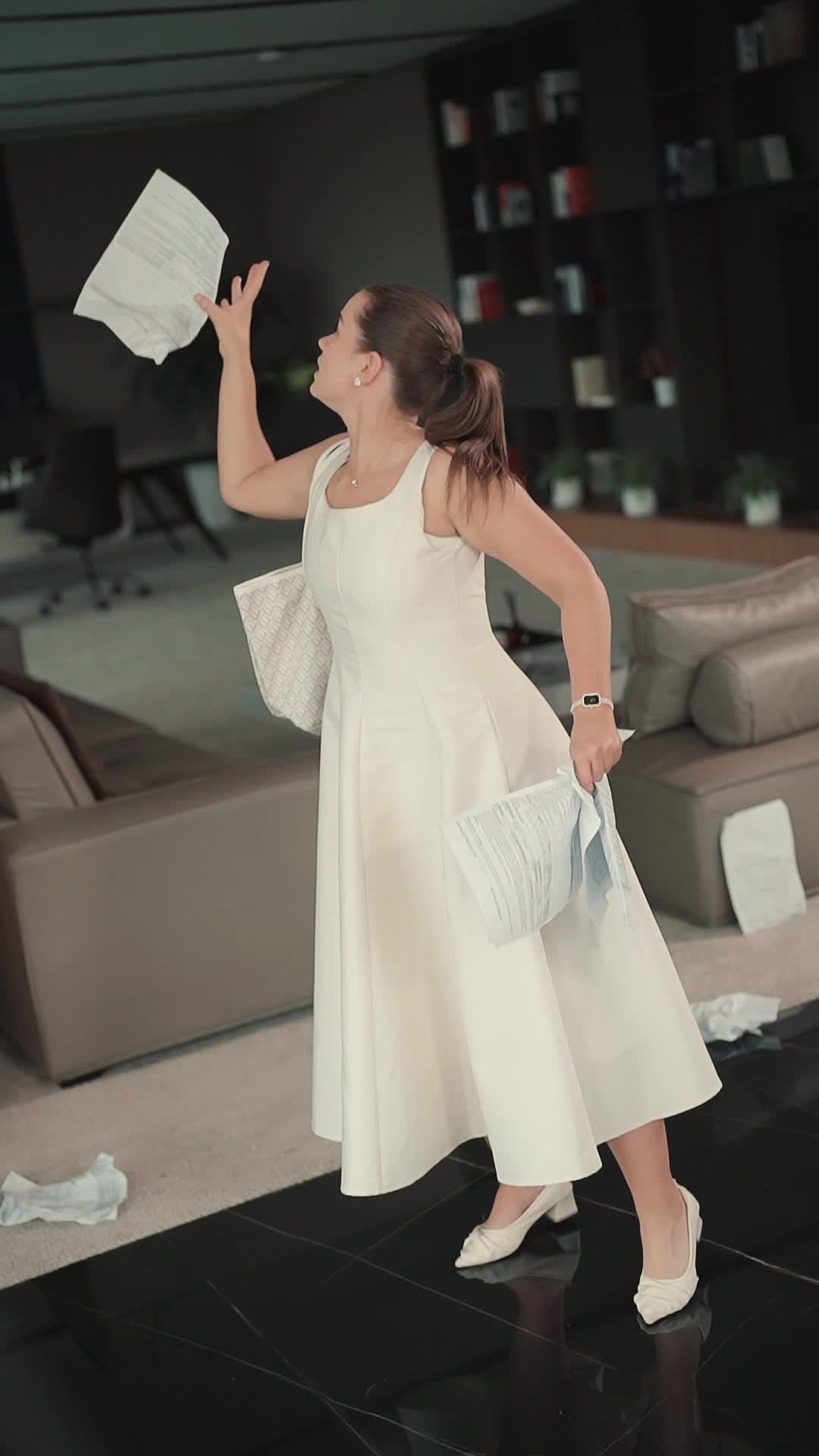 Surrogate For My Ex's Billionaire Uncle Episode 3