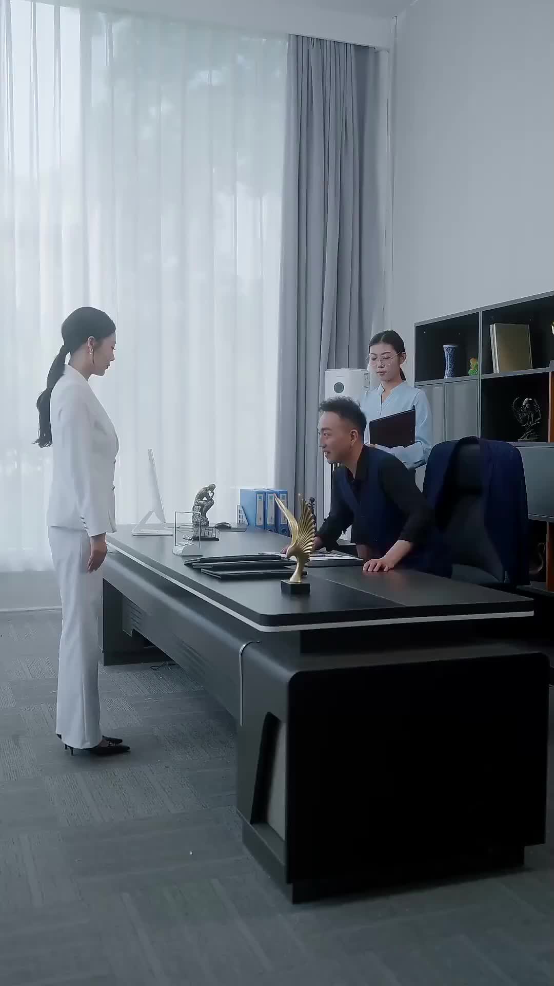 A Glory That Awaits Episode 8