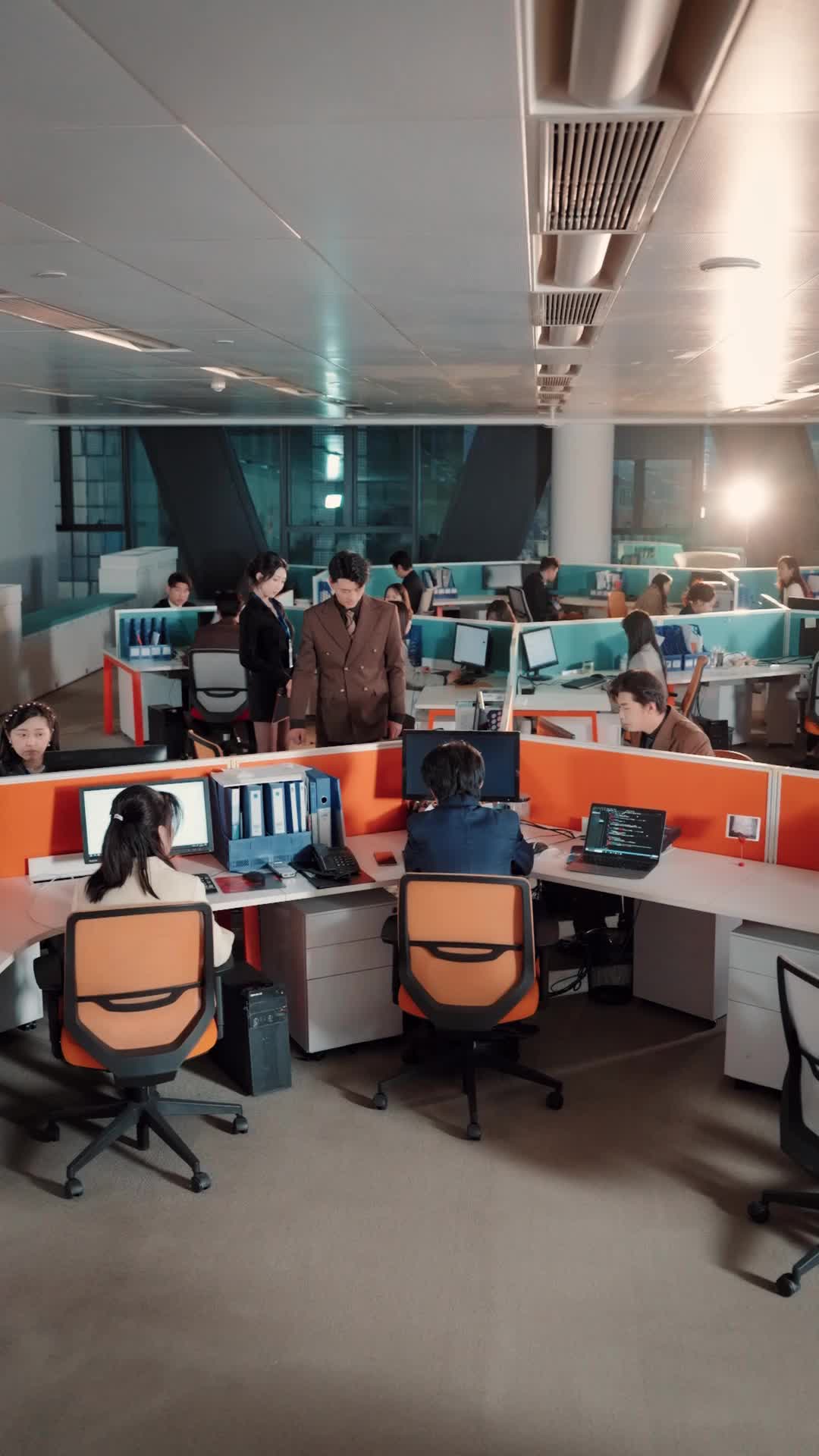 被裁后,公司天塌了 第8集