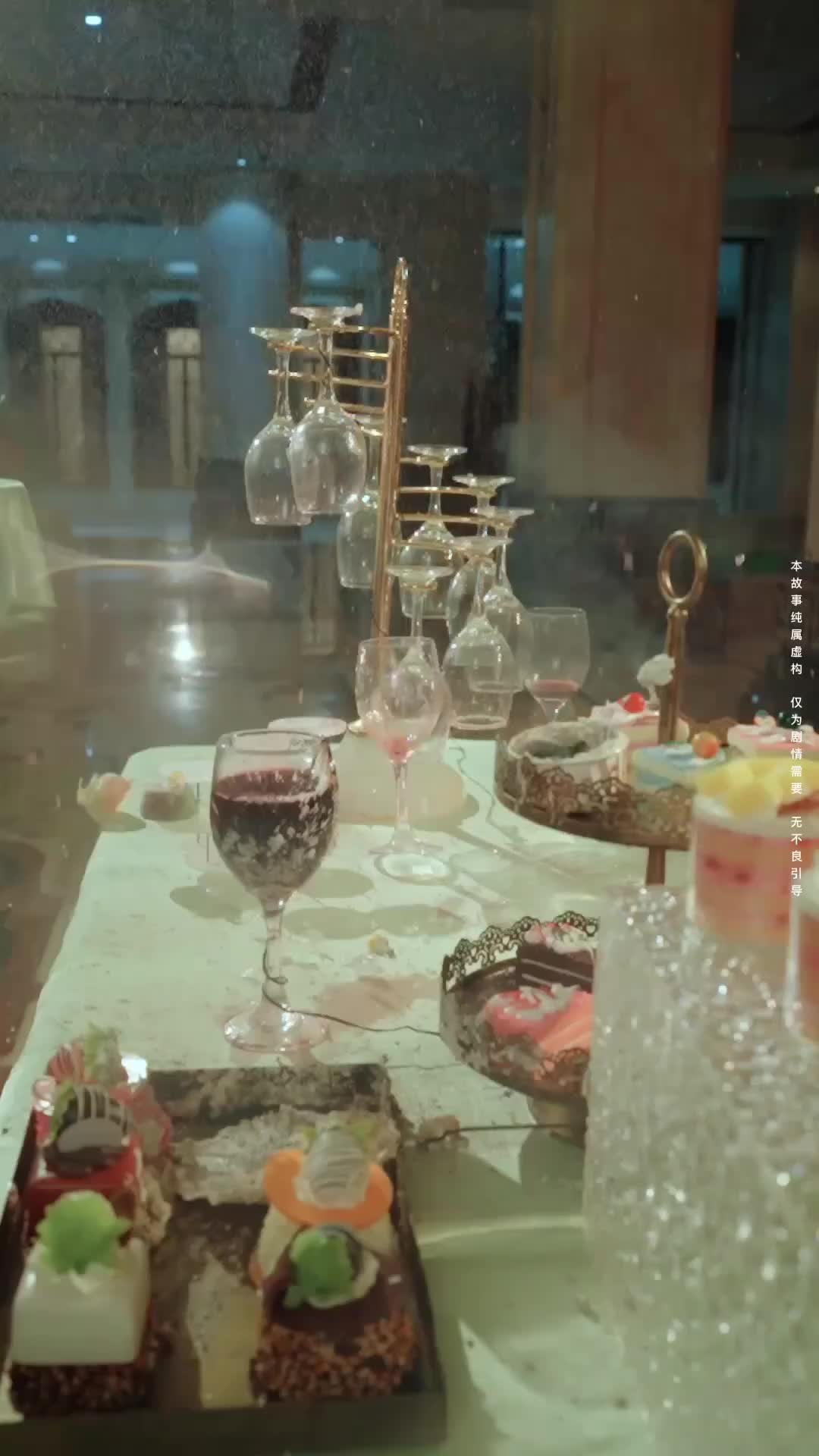 Leluhur Kecil Jatuh dari Langit Episode 7
