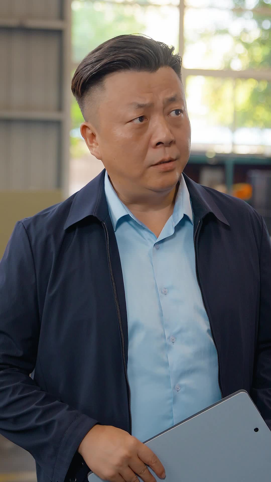 被裁员后厂子倒闭了 第11集