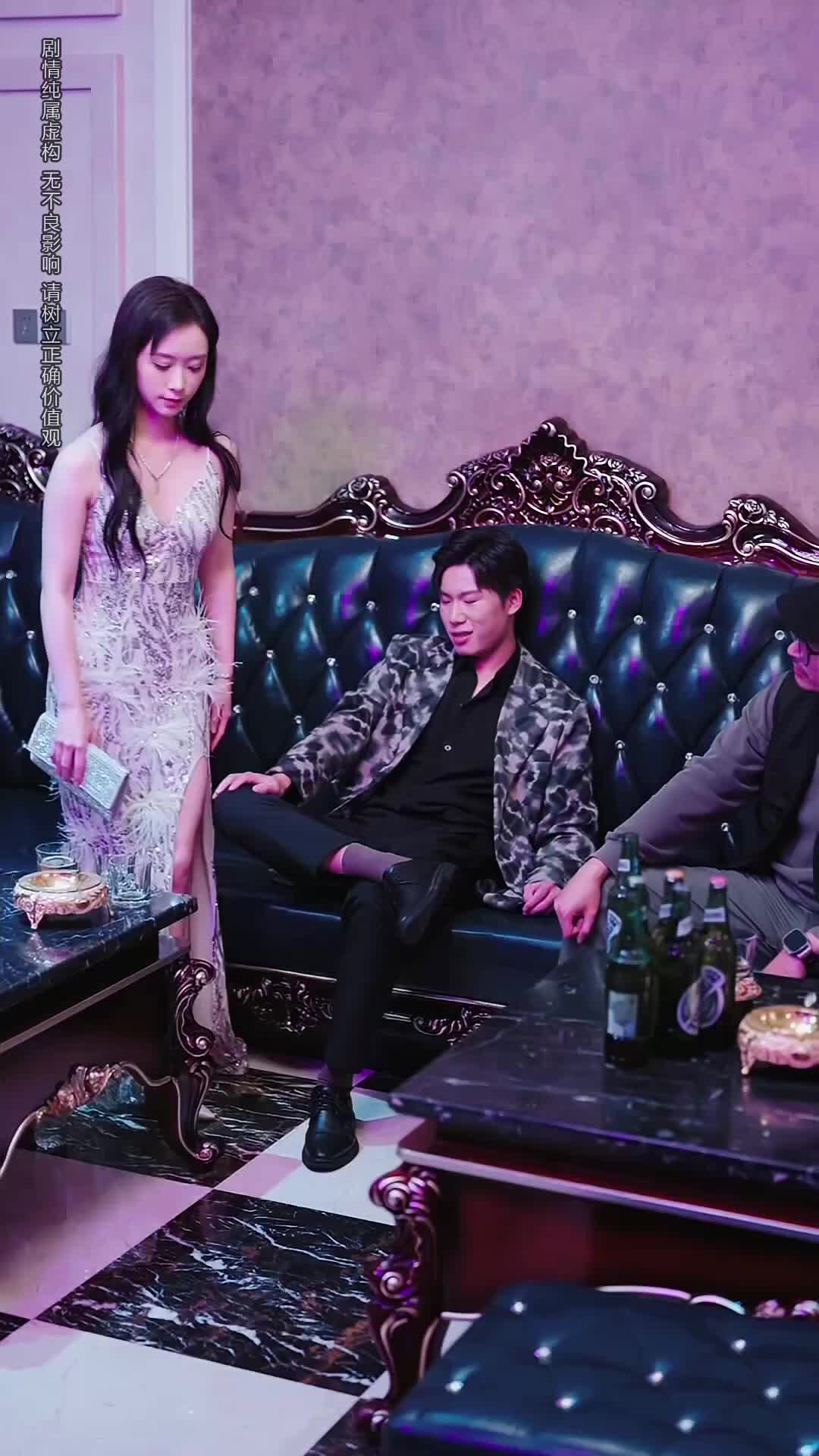 Mengejar Cinta Kakak Angkat Episode 11