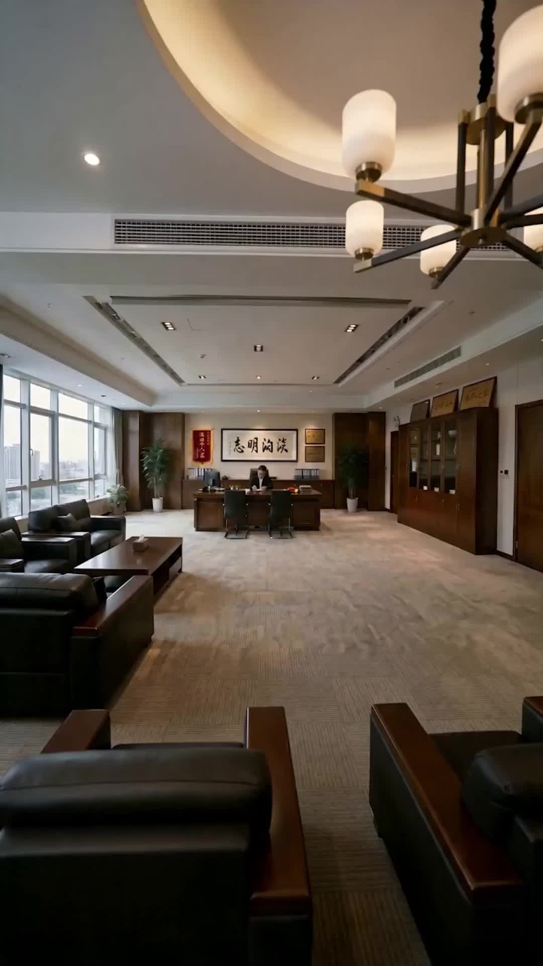 露出鈦合金假肢，全車廂安靜了 第5集