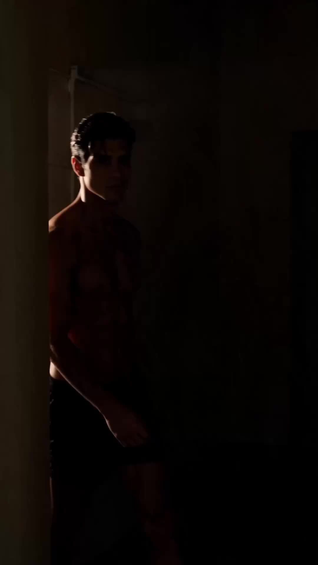 Obsesionado con mi hermanastro quarterback Episodio 2
