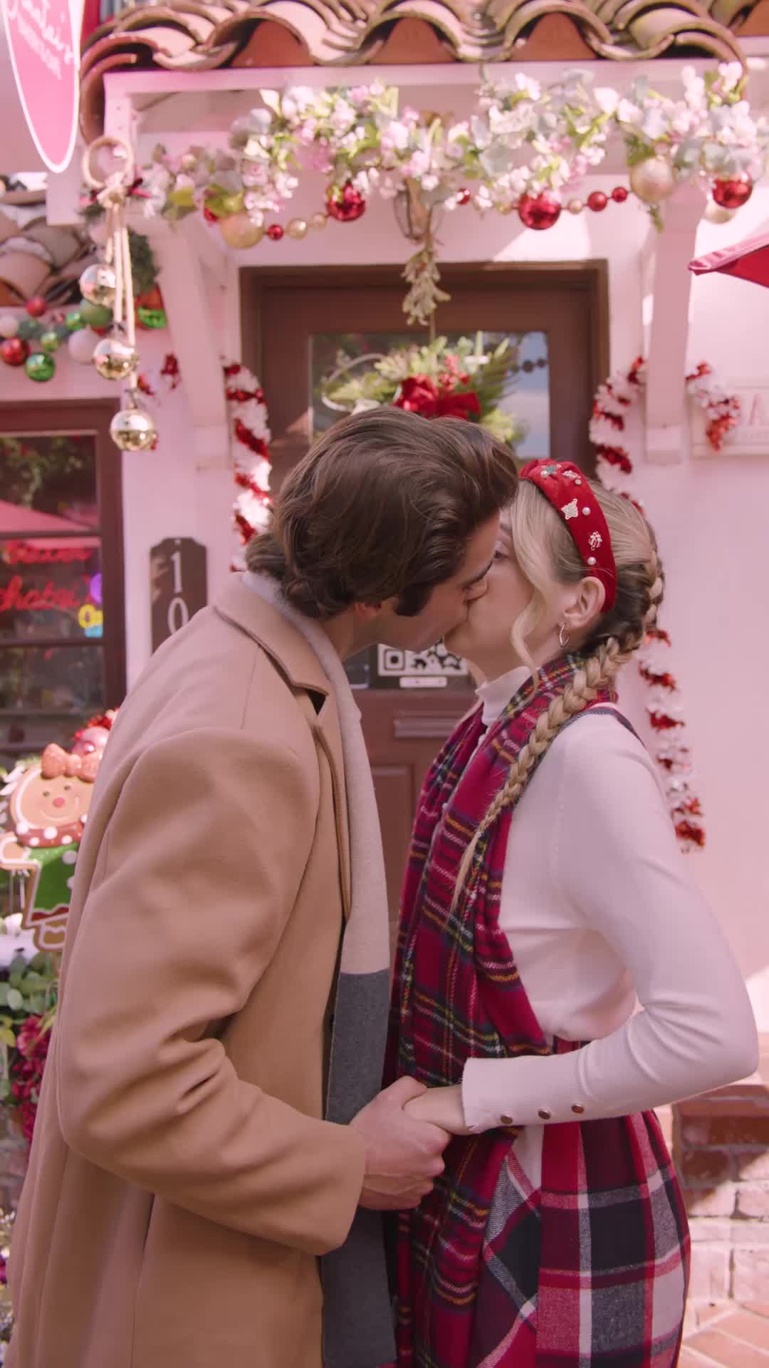 Rent A Billionaire Boyfriend For Christmas Episode 3