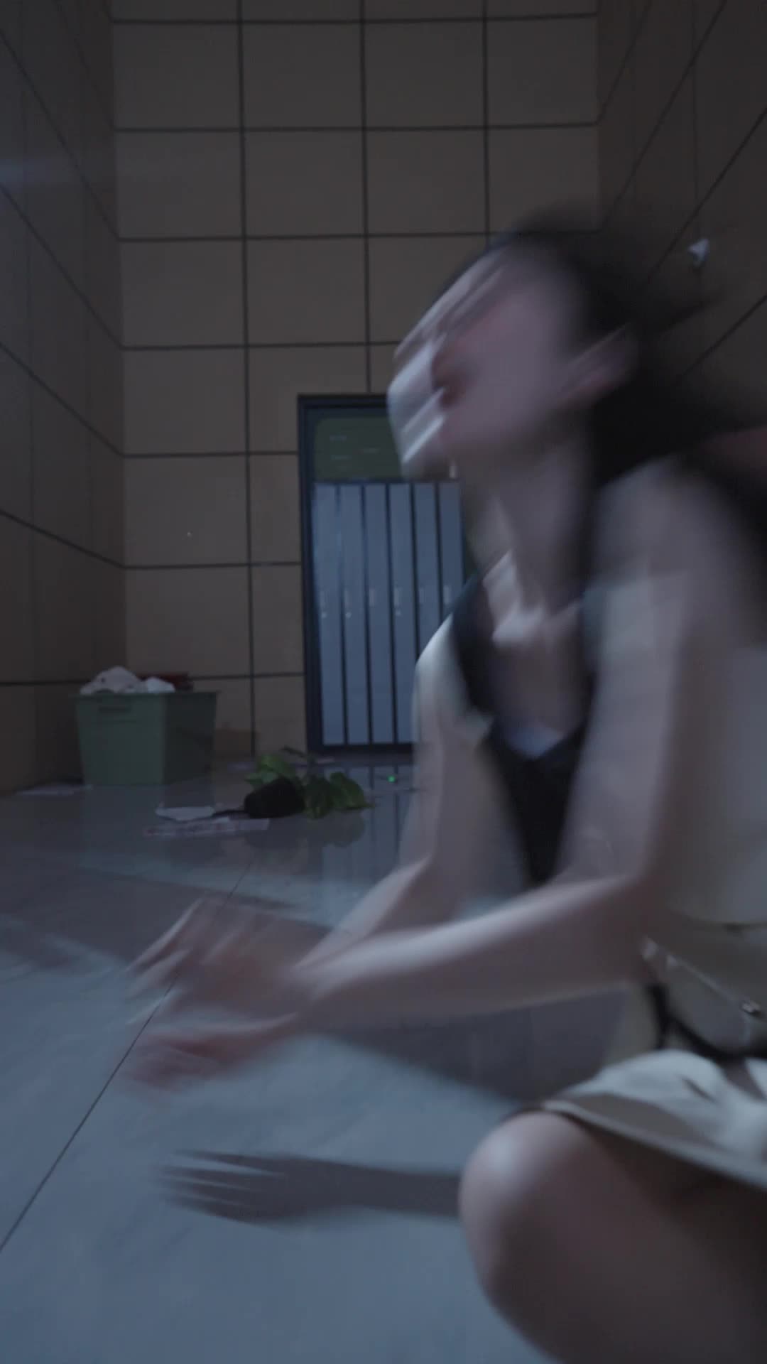 重生異世界，校花愛上我 第1集