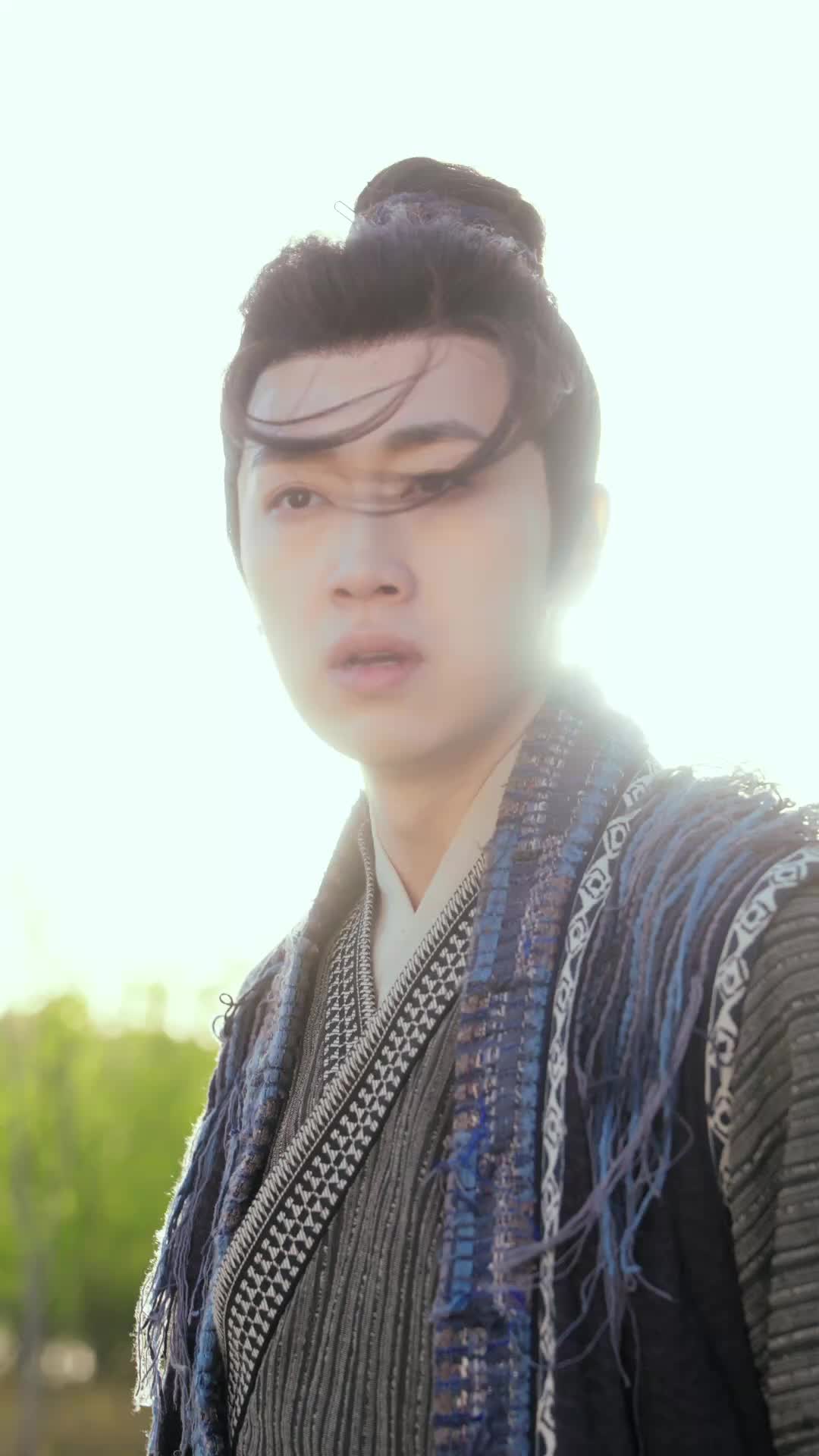 Istriku Tiga, Takdirku Gila (Sulih Suara)  - Episode 14 - Episode 14