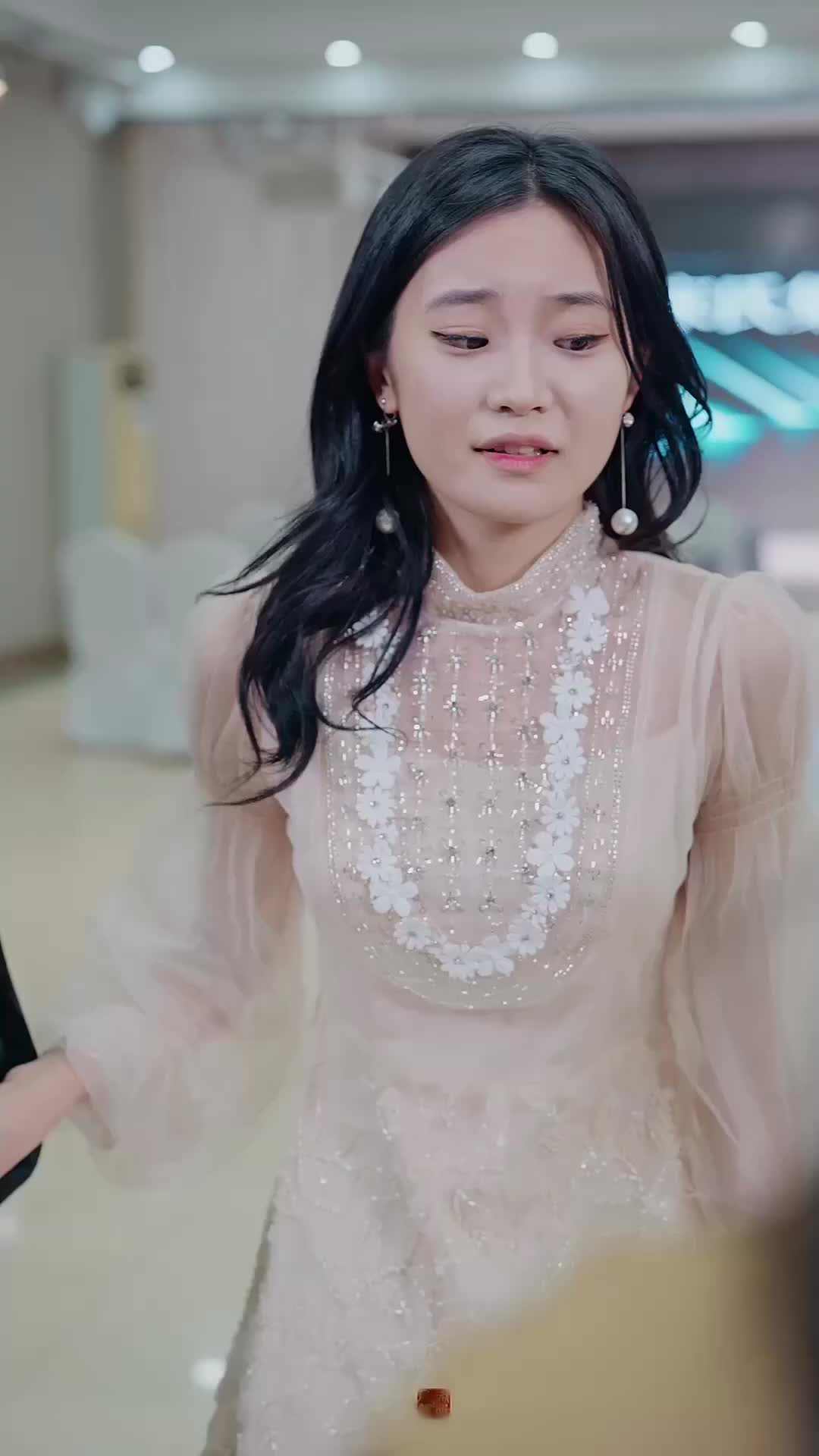 Crowned by Love: The Heiress' Return Episode 10