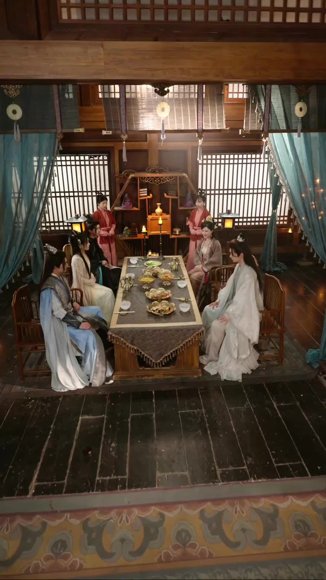 Blessed by Fate, Crowned by Herself Episode 4