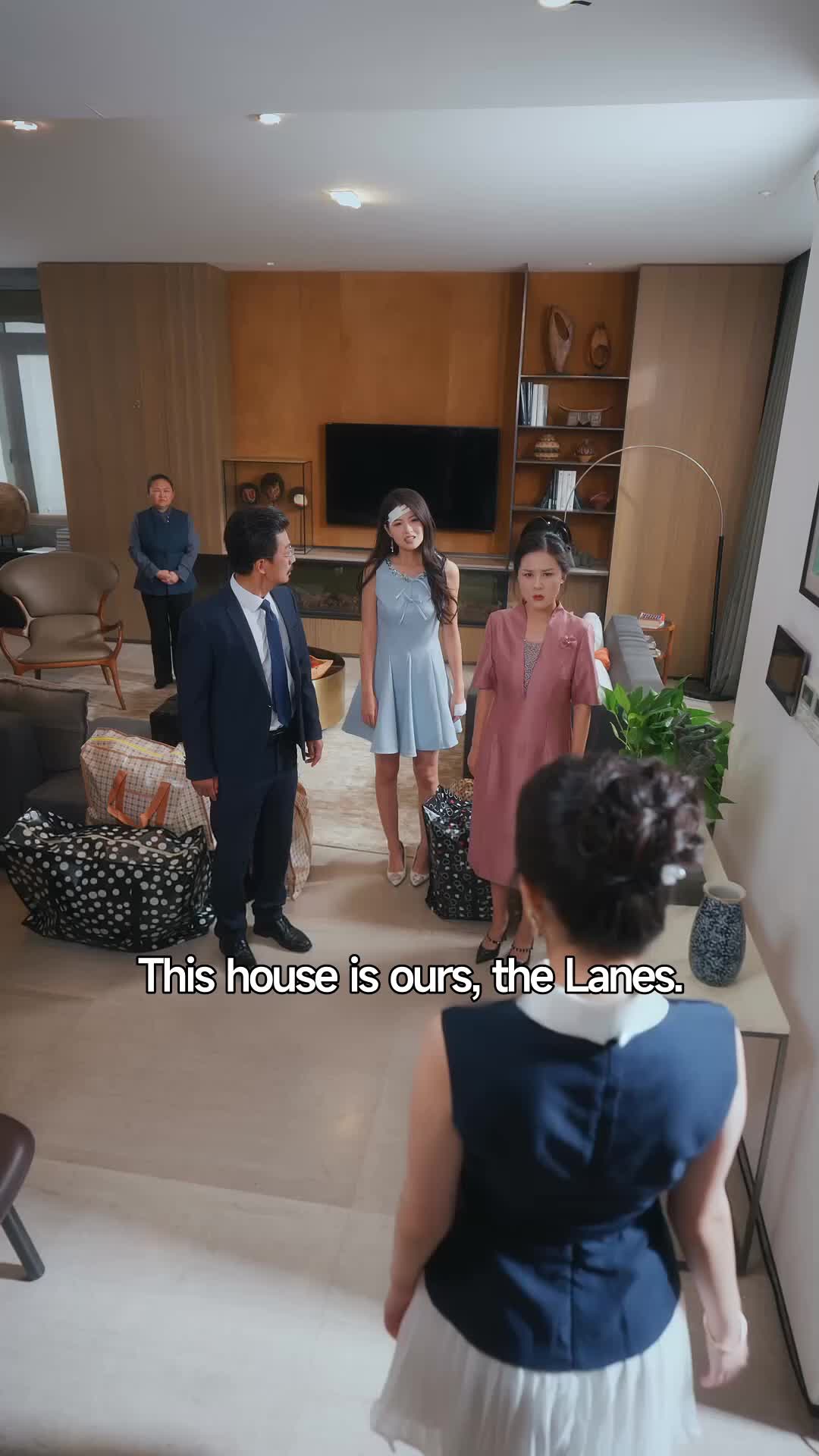 Cast Aside, Crowned Anew Episode 11