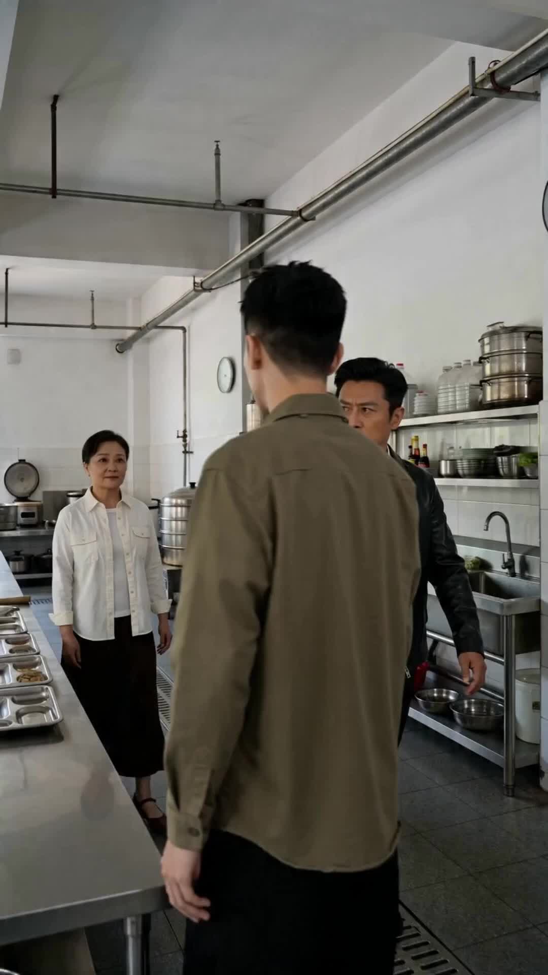 与表哥散伙后，我开食堂逆袭 第8集