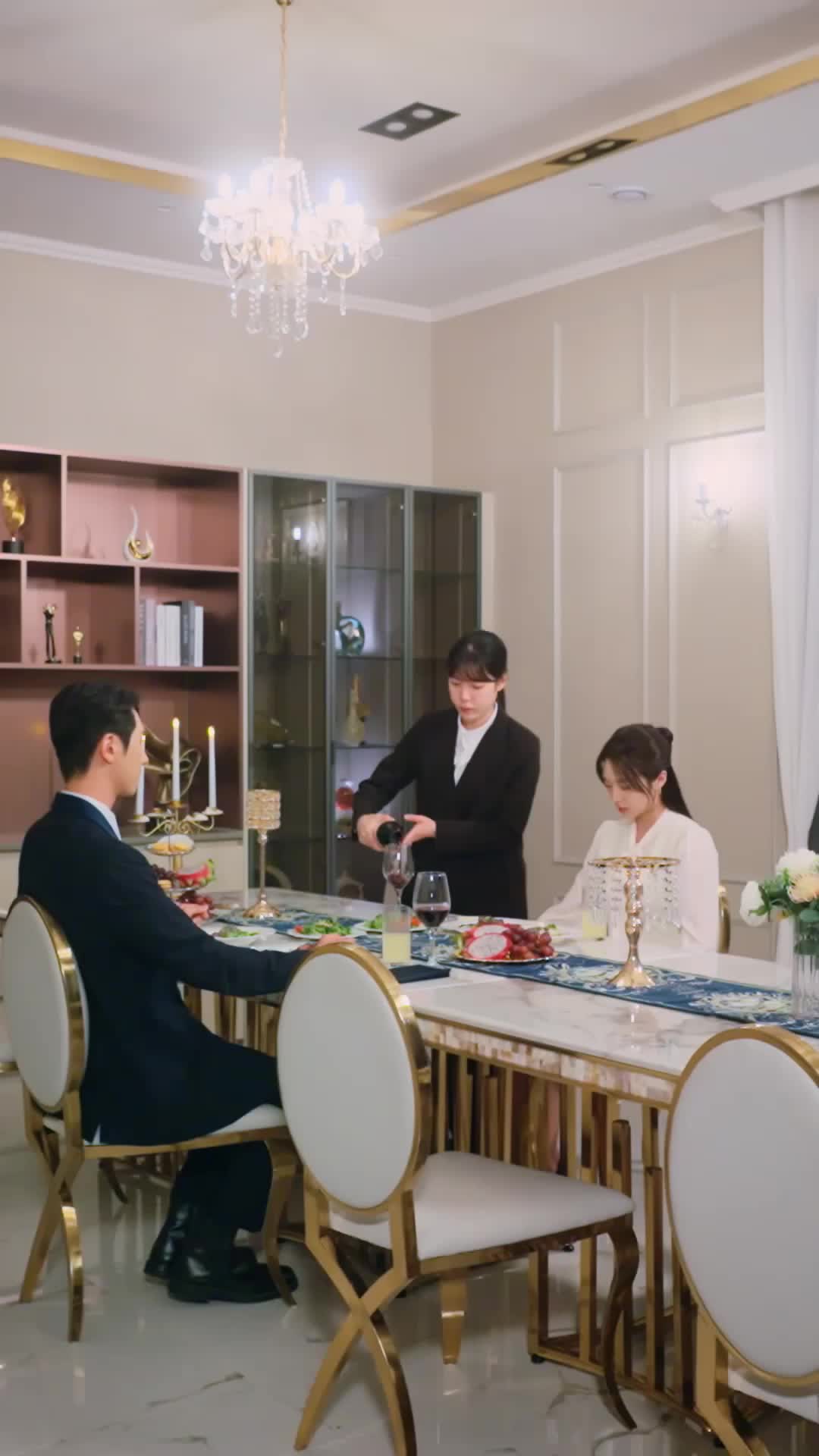 Her Royal Queen Energy Episode 3