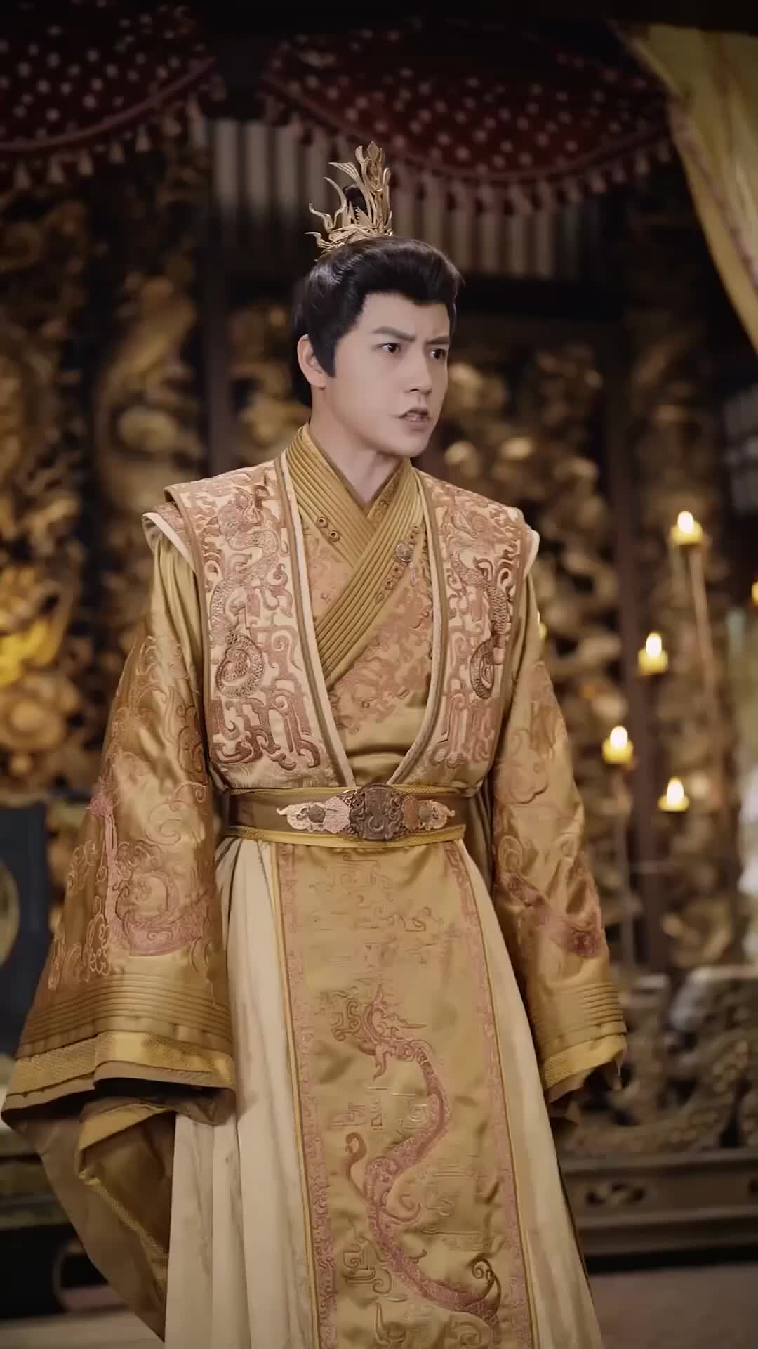 Blinded by the Crown Episode 9