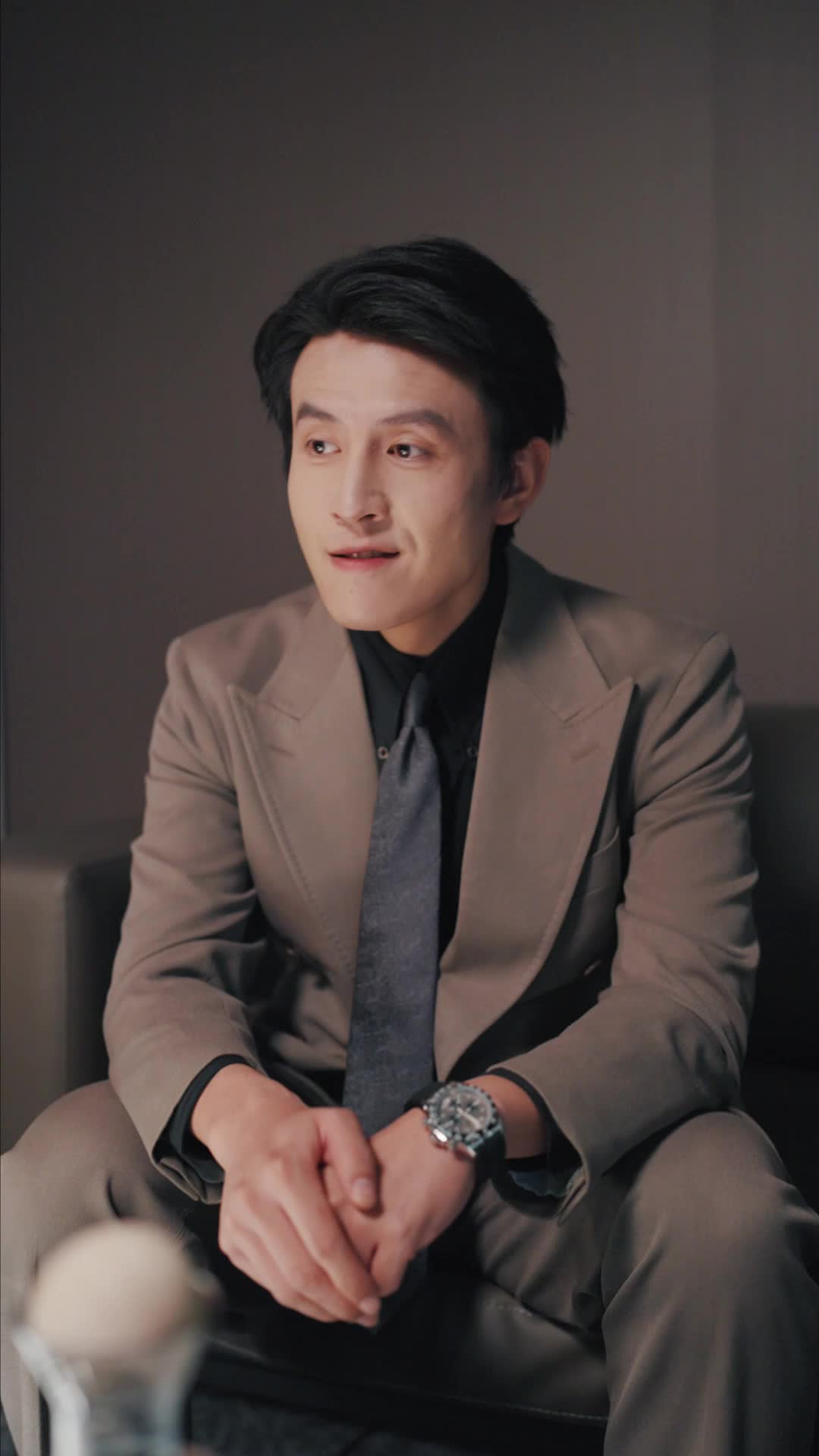 Caught Between Billionaire Brothers Episode 5