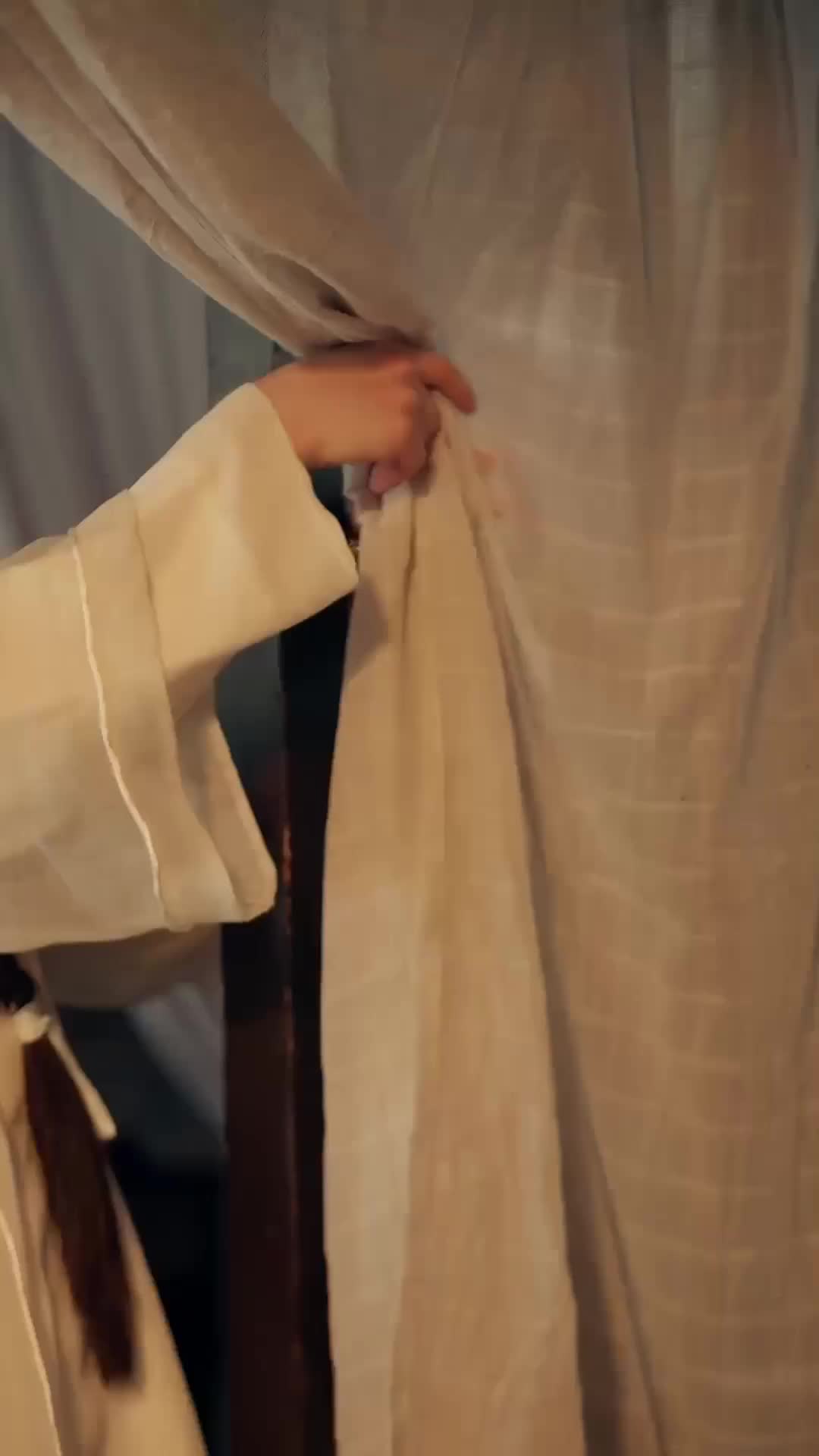Legenda Tangan Dewa Episode 10