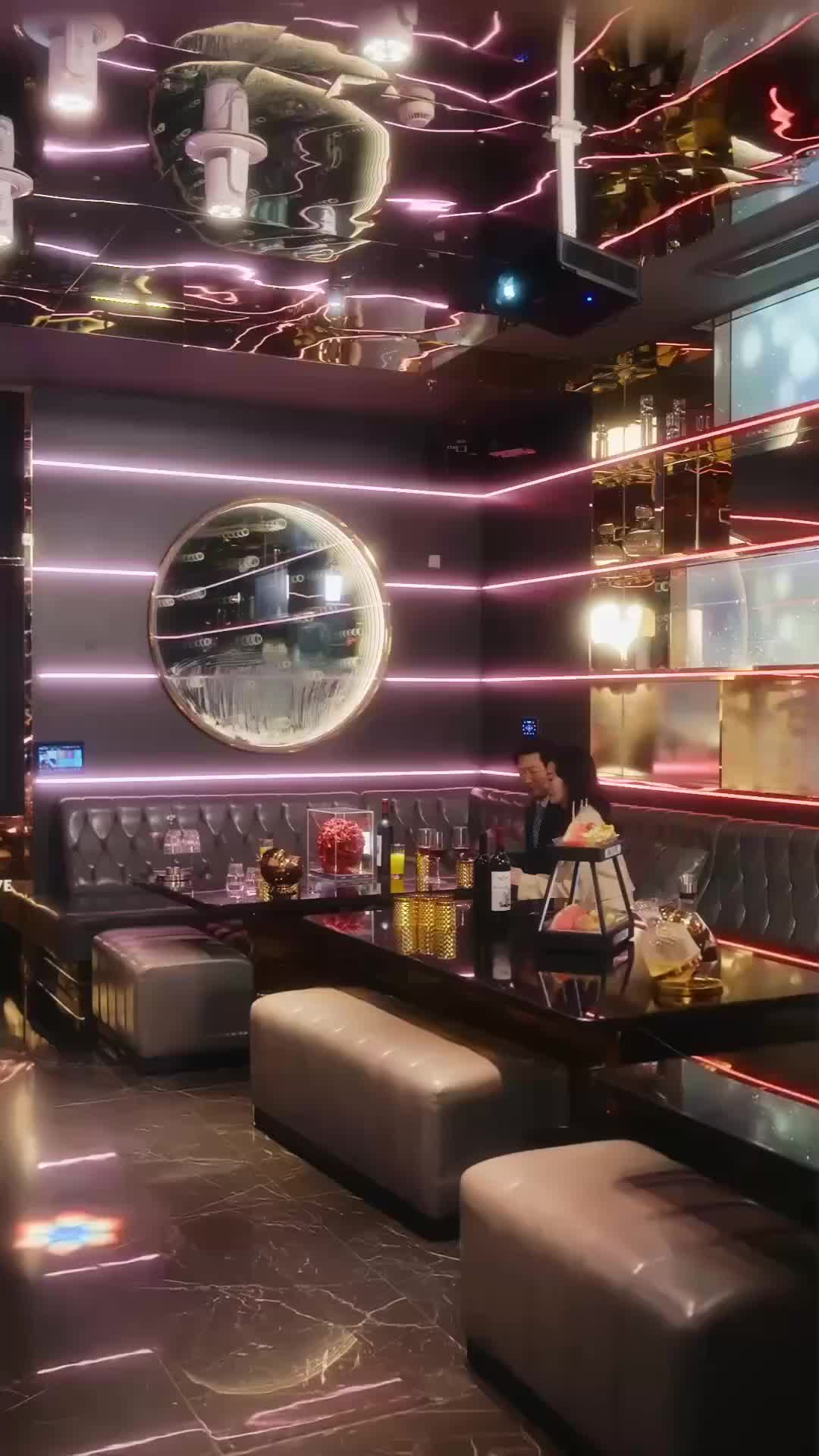 Pria Jahat VS Kelinci Polos - Episode 43 - Episode 43