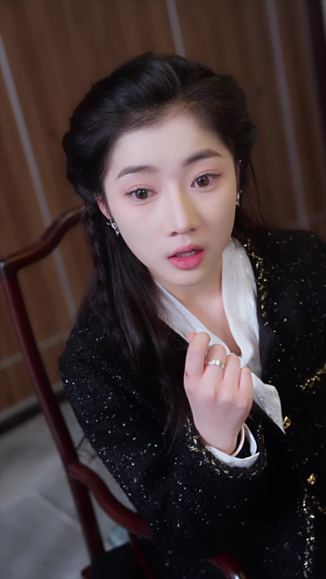 The Man Who Turned Words Into Miracles Episode 11