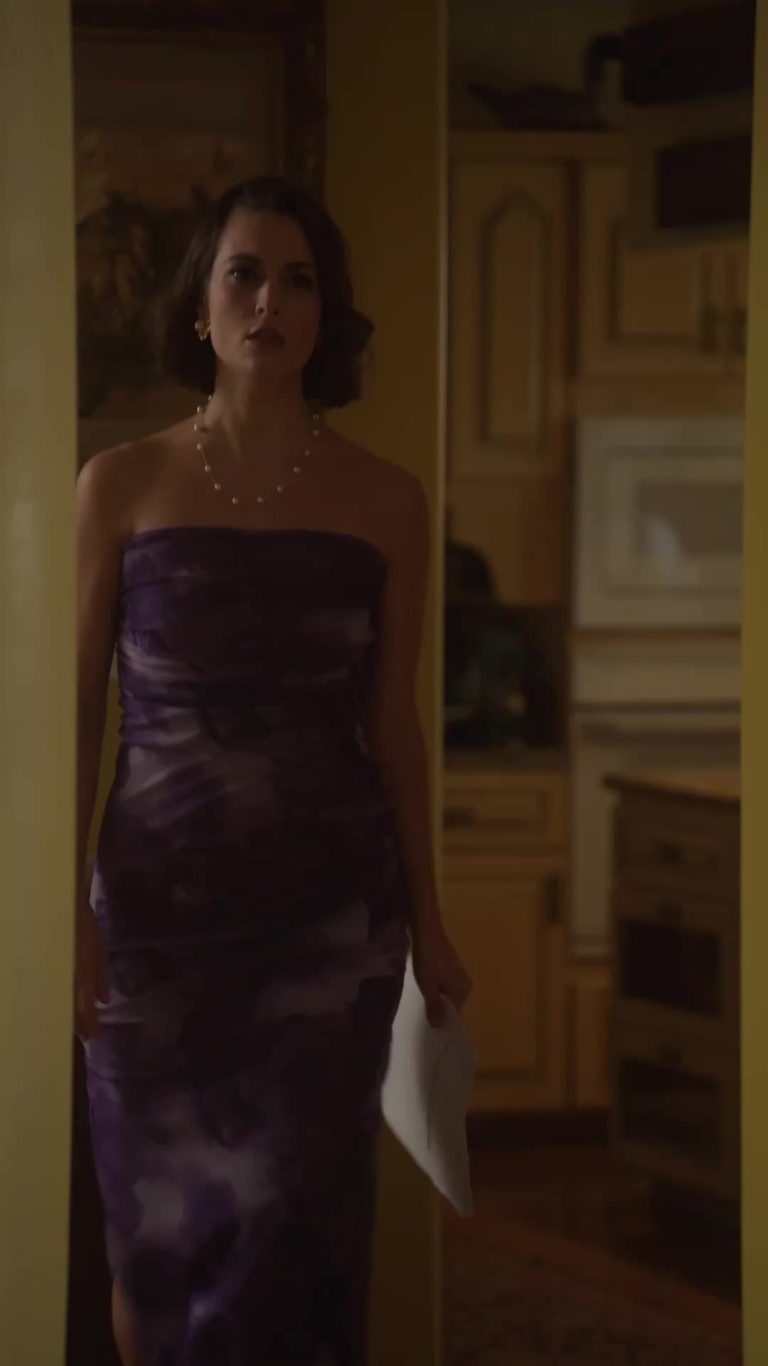 Your Ladyship's Escorting CEO Episode 1
