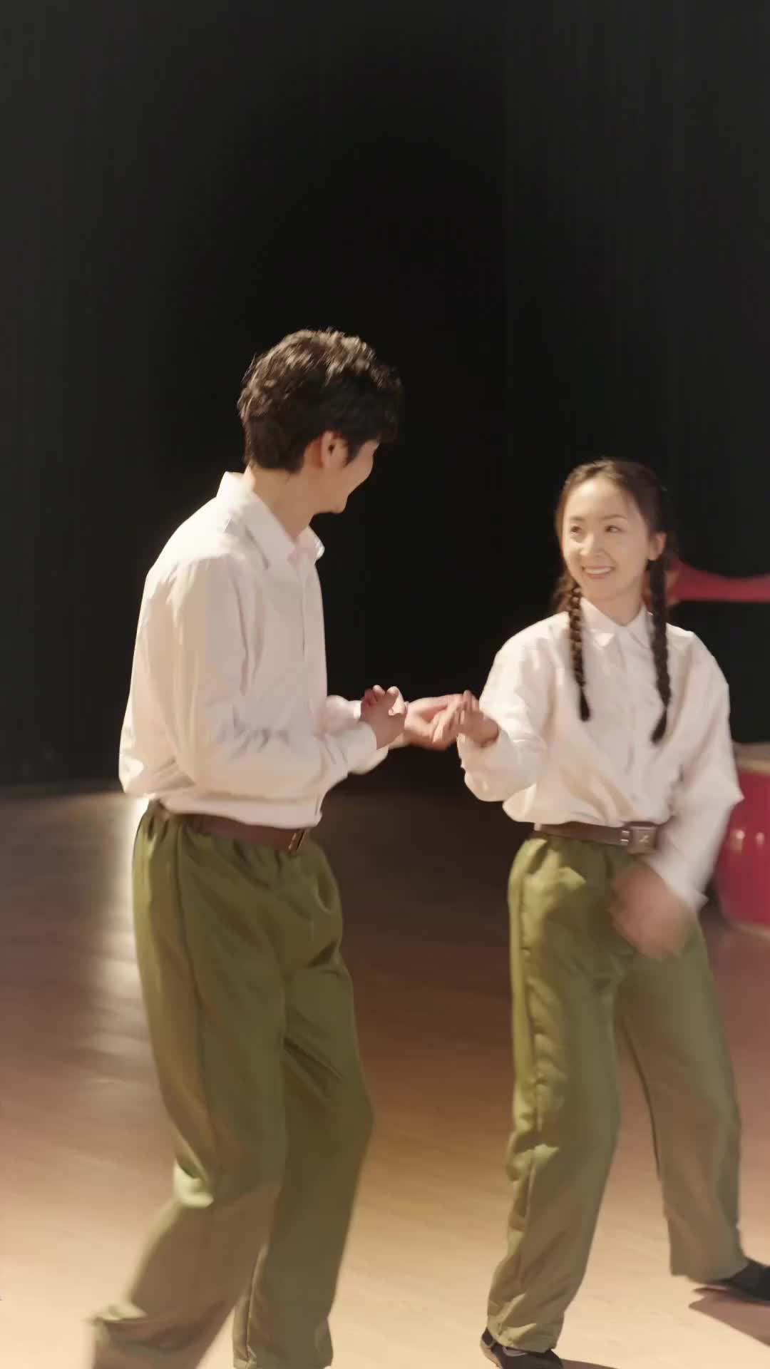 Swan in the Shadows, Star on the Stage Episode 2