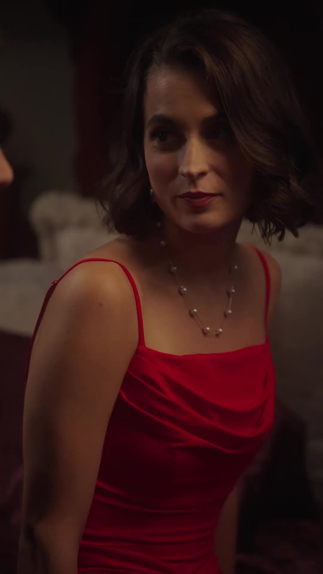 Your Ladyship's Escorting CEO Episode 11