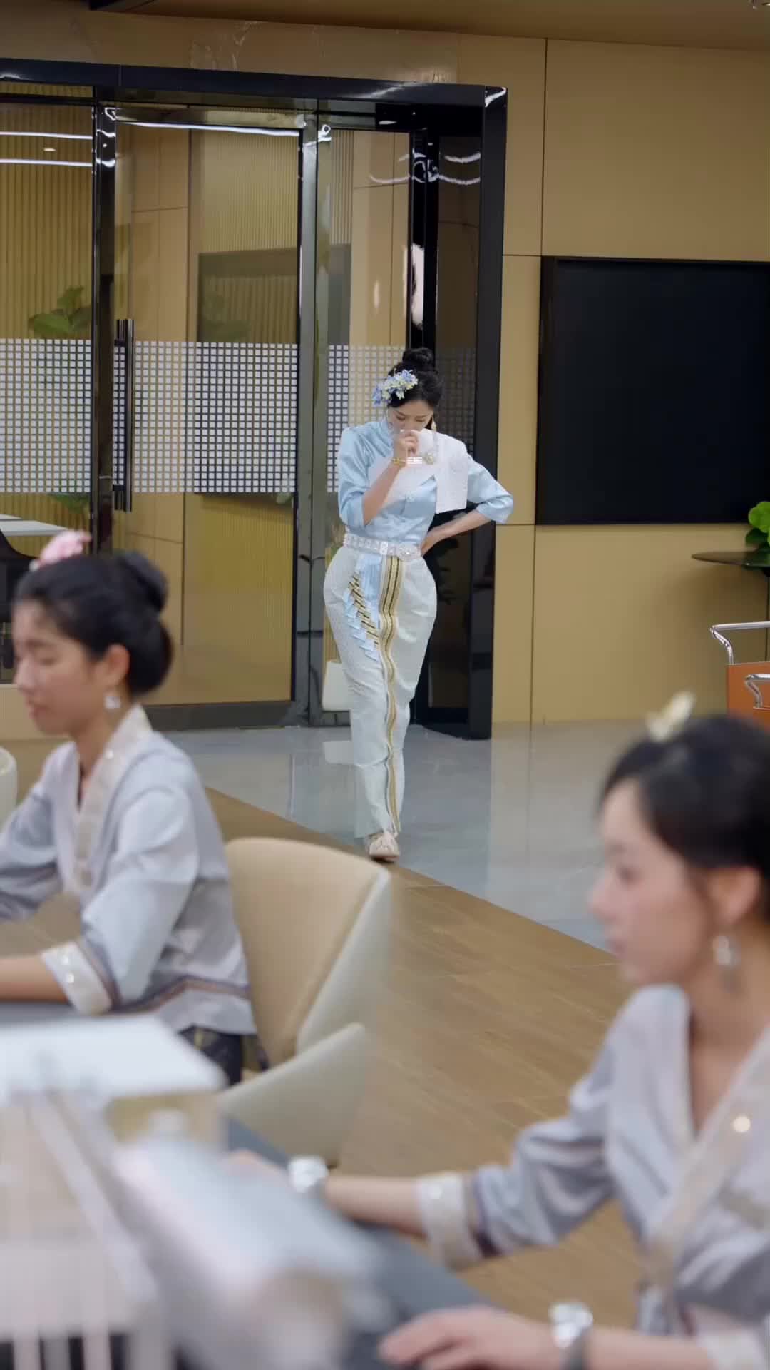 Un verano de ensueño: Destino en el Hotel (Doblado) Episodio 7