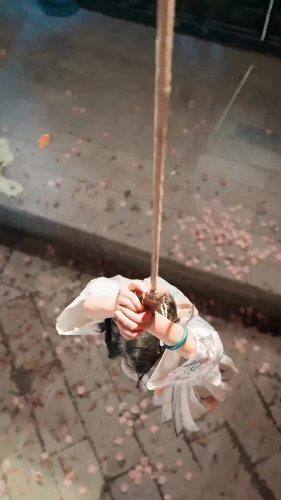 Benci dan Cinta Bercampur Aduk - Episode 1 - Episode 1