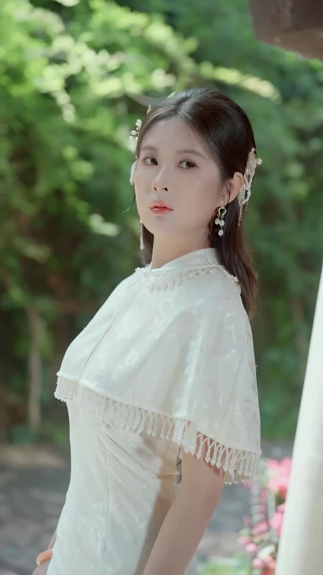 Luckbound Heiress: Fortune at Her Fingertips Episode 4