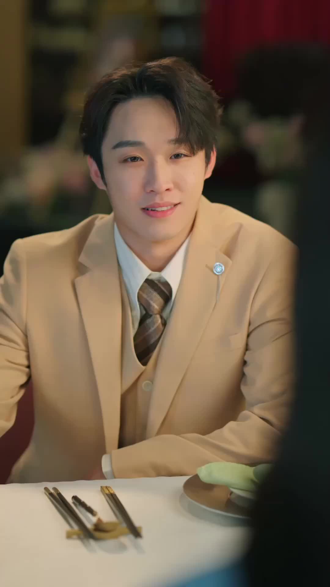 Kau Bagai Angin, Aku Bagai Debu - Episode 33 - Episode 33