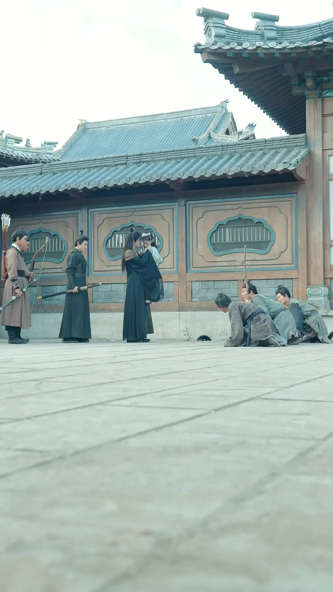Child of Miracles, Princess of the Crown Episode 9