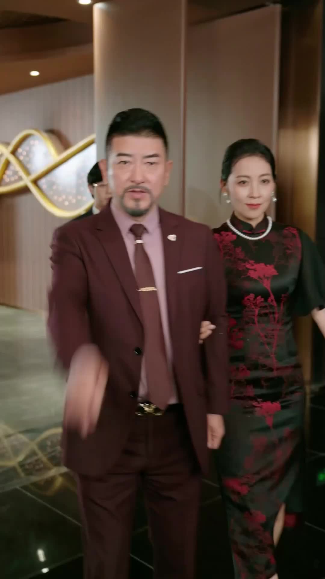 Rahasia di Balik Orang Tua Sederhana (Sulih Suara) - Episode 83 - Episode 83