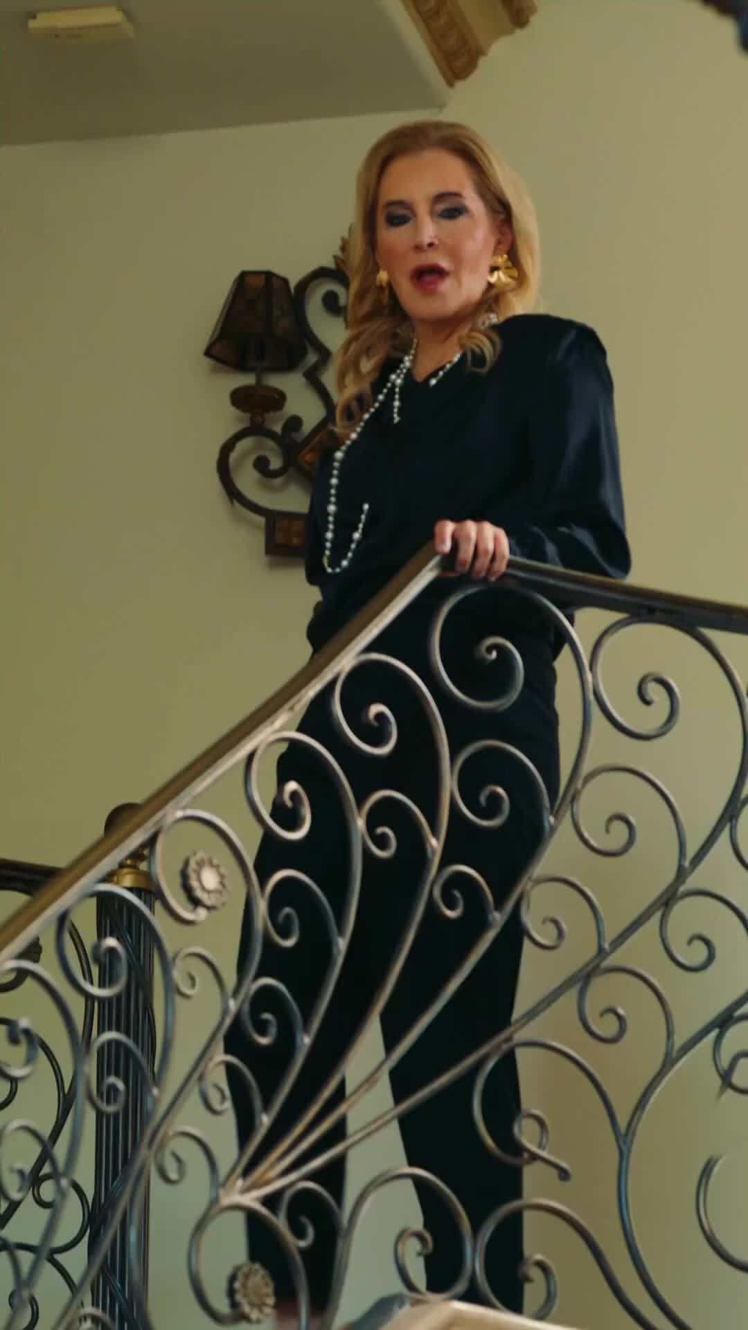  Após Divórcio, A Dona de Casa Virou CEO (Dublado) 6Episódio