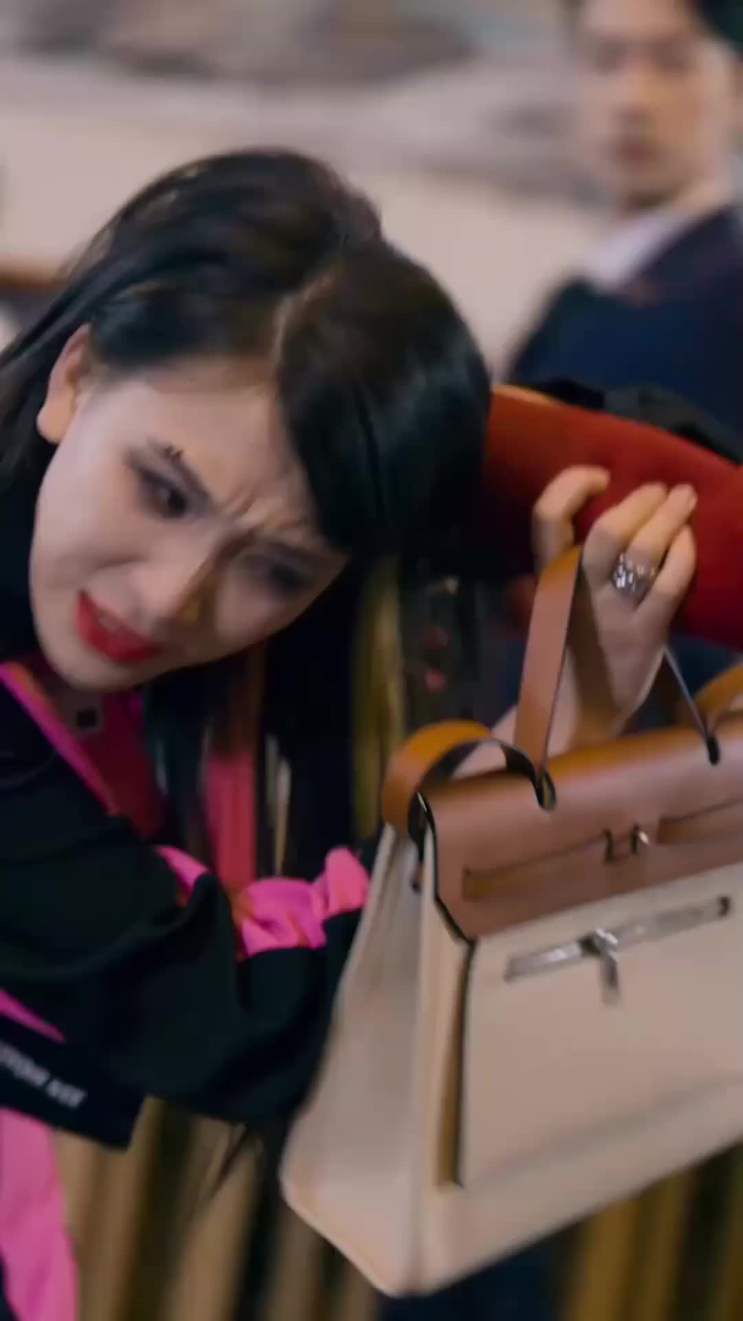 Love by Contract Episode 2