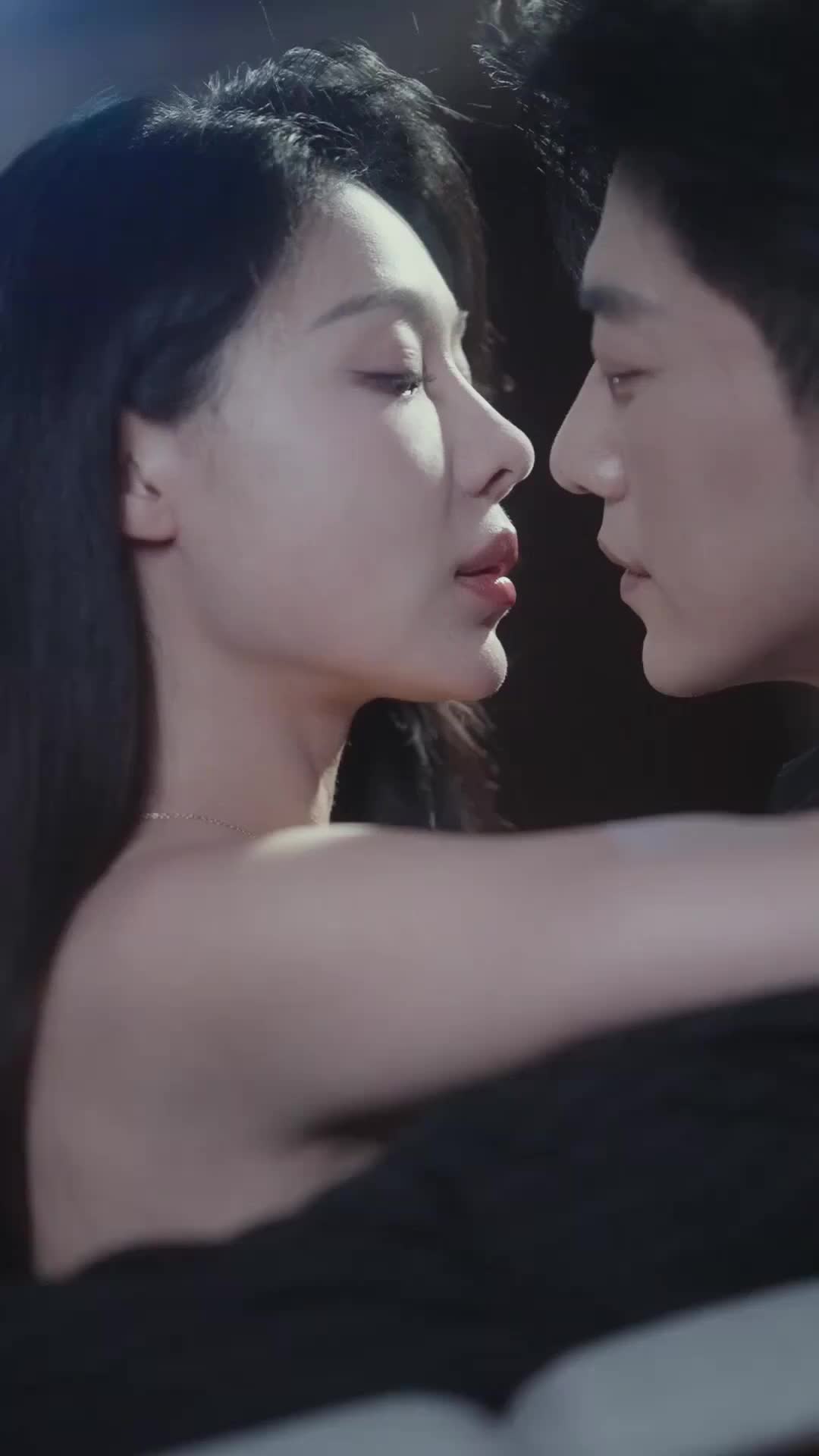 Skandal Cinta Istri Tersakiti Episode 9