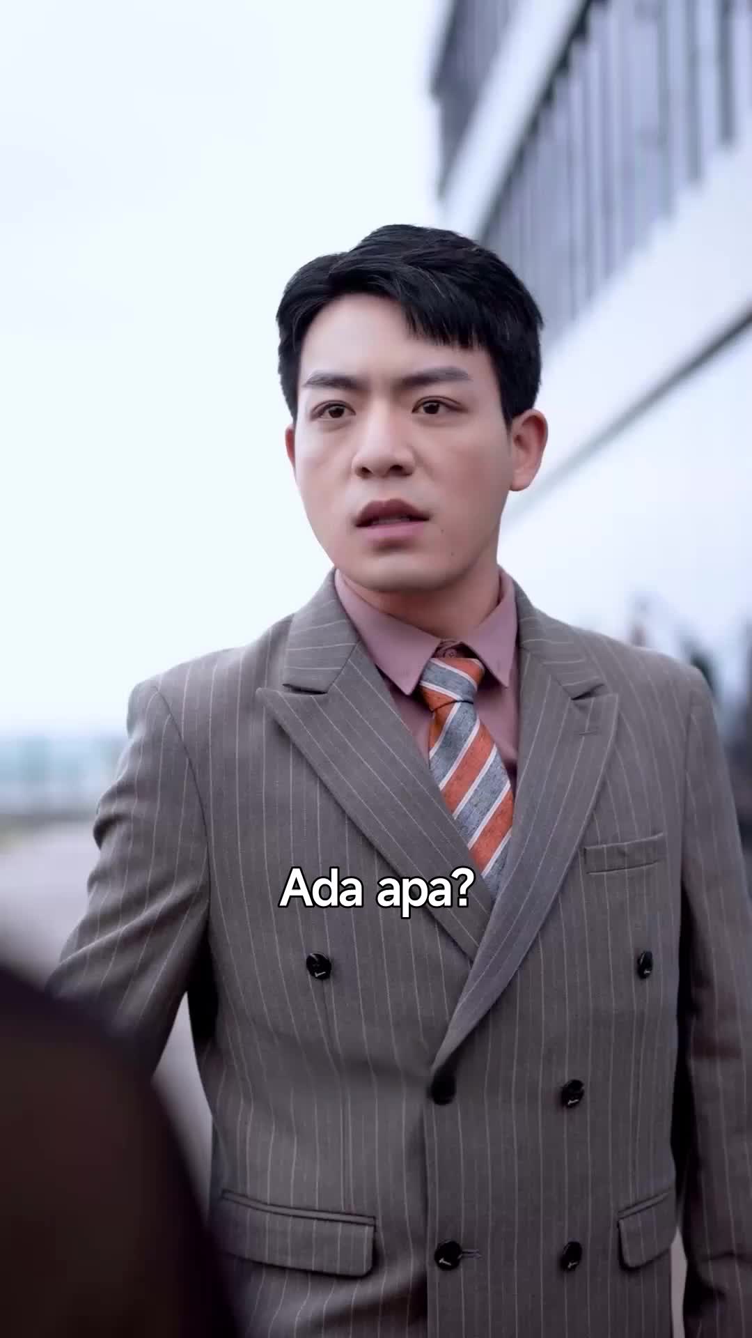 Istri Cantik Suami Dewa Perang Episode 4