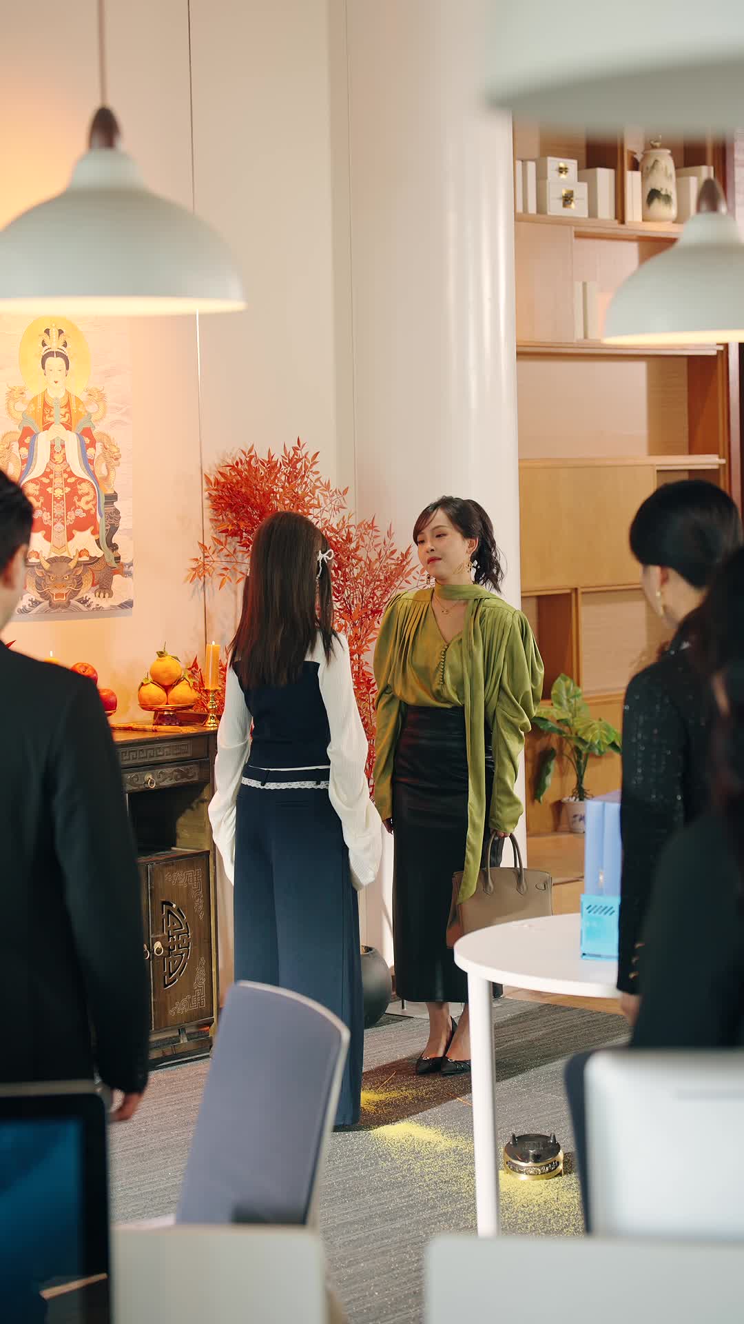 祈福抛出六圣杯,老板却要开除我 第2集