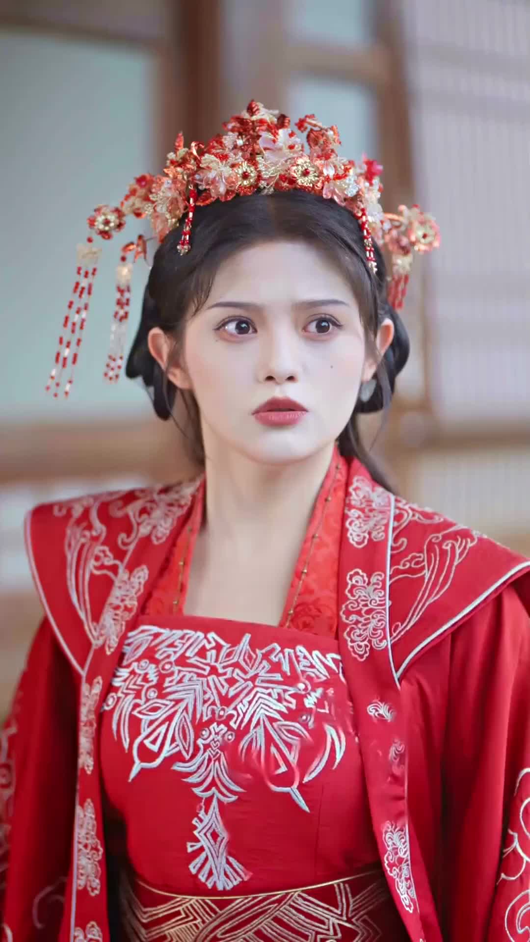 Asmara di Tengah Kekacauan Episode 10