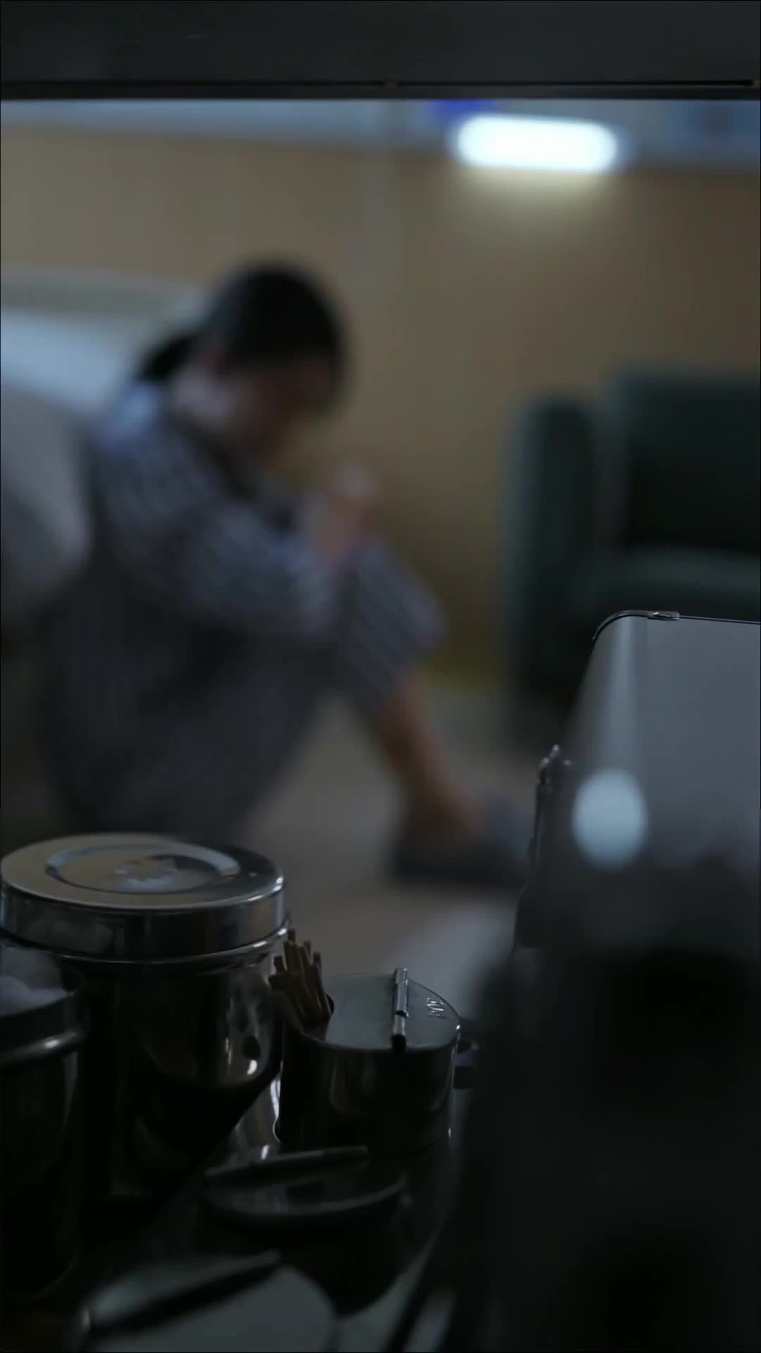 逆襲！從精神病院到首富夫人 第1集