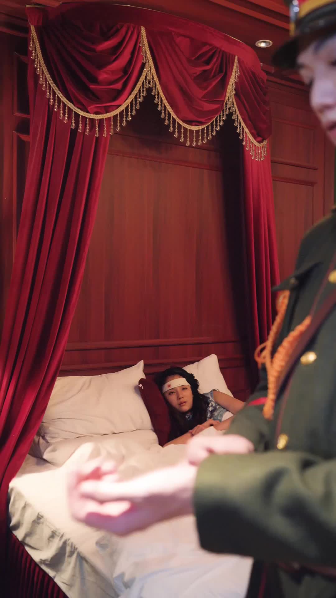 Istri Cantik Kesayangan Militer Episode 10
