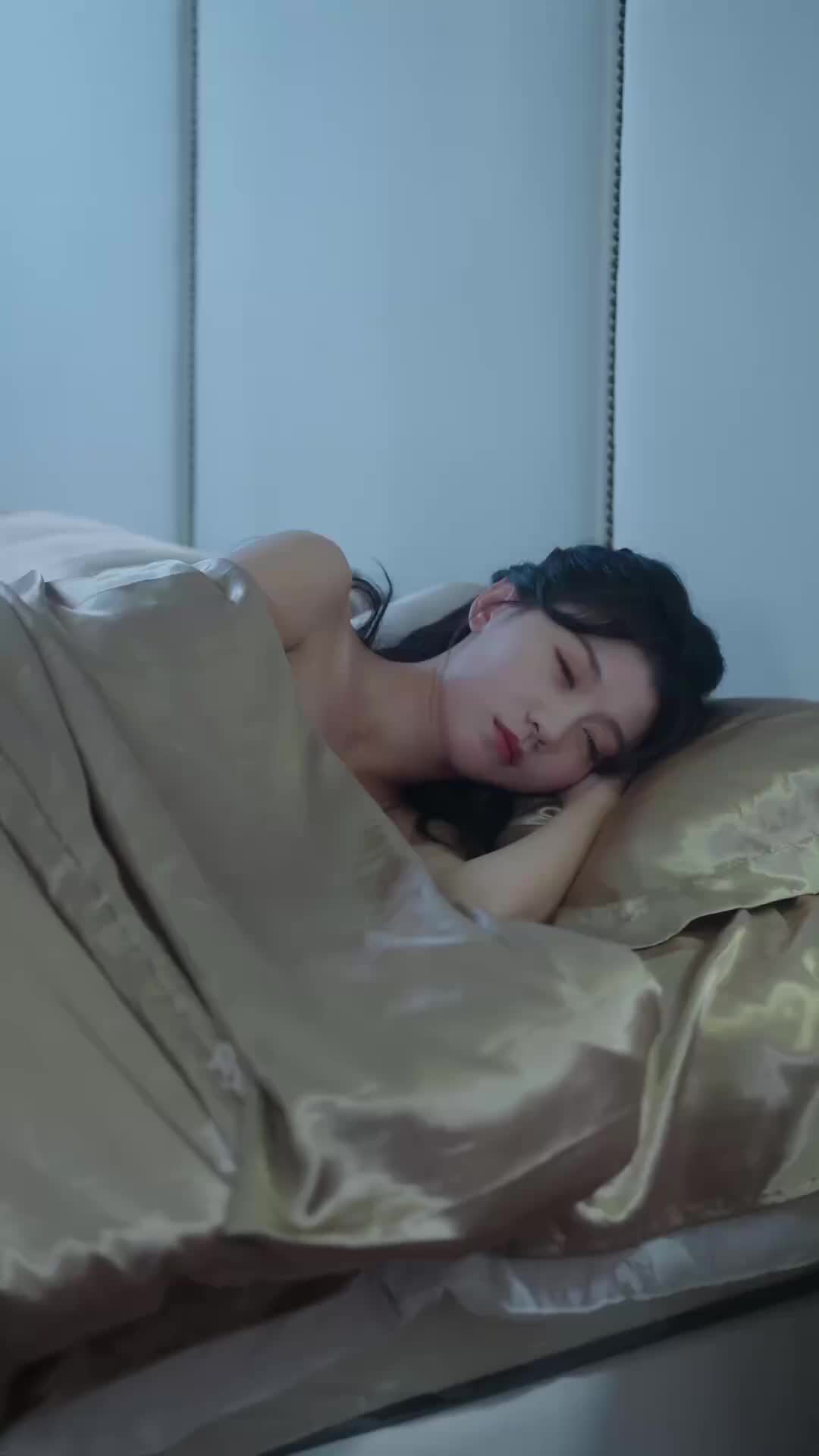 Tukar Suami Demi Cinta Sejati Episode 10
