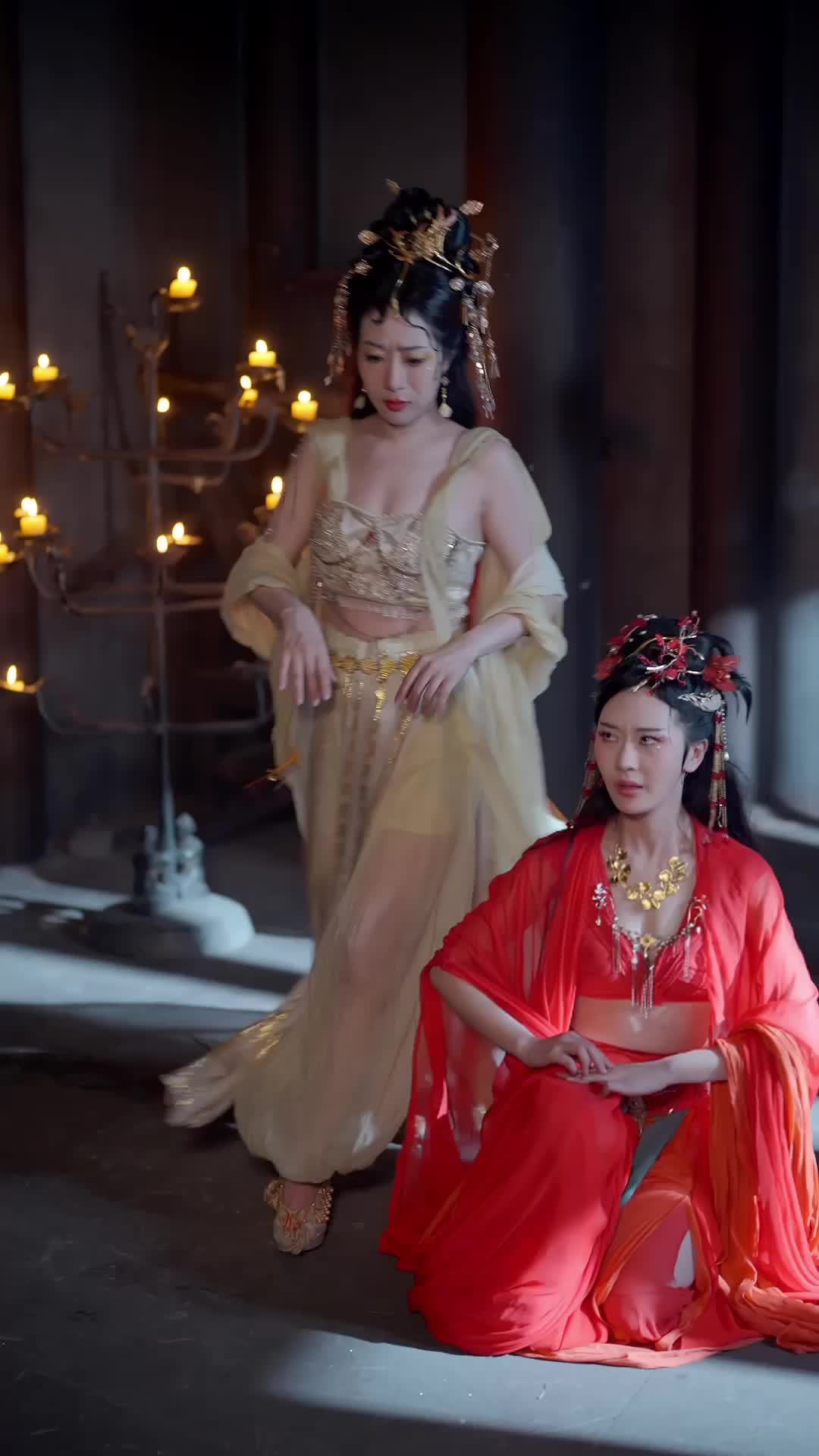 She Rules a Realm, I Rule Her Heart Episode 11