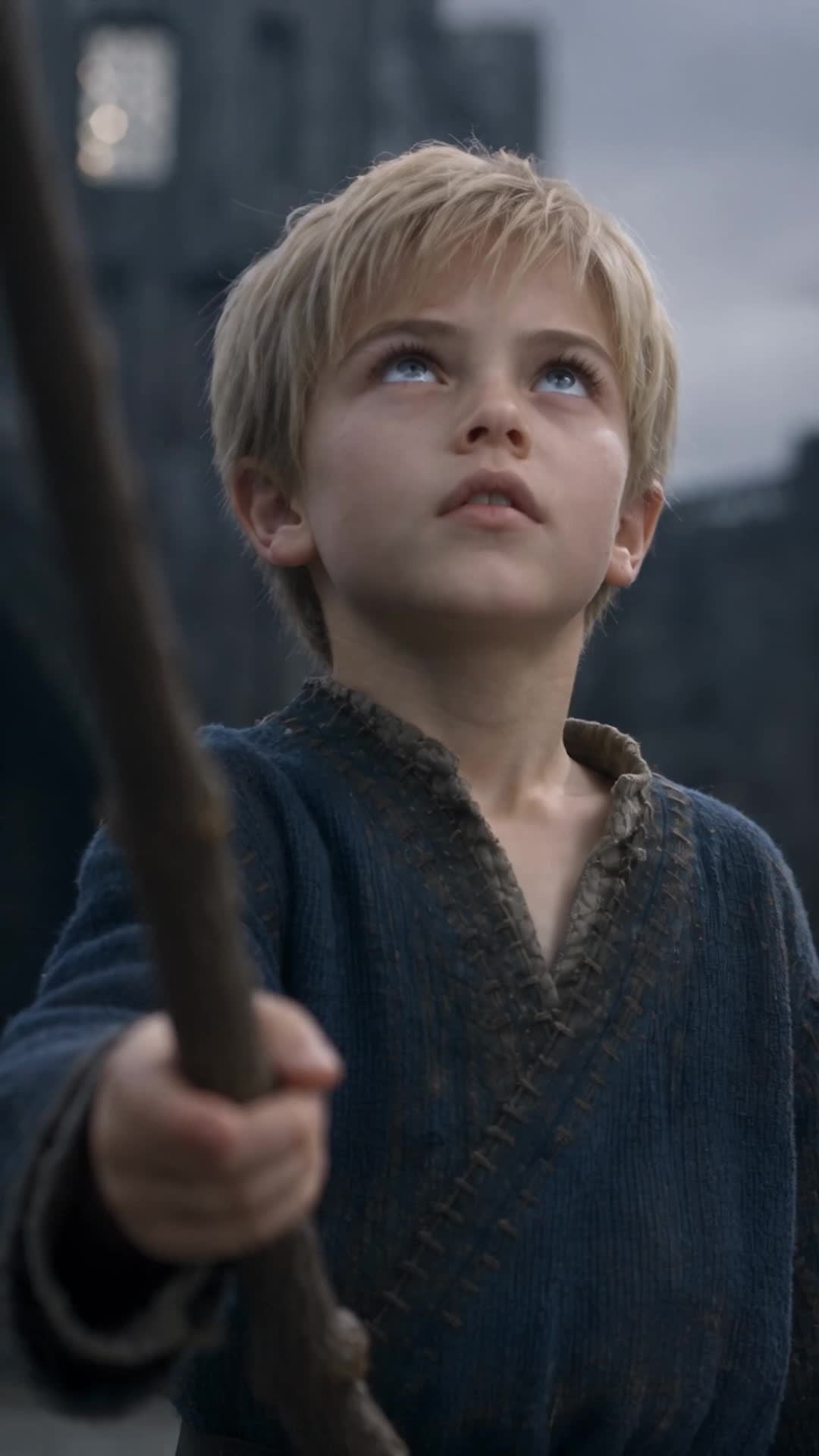 Reborn at Five, He Wields the Thunder God's Hammer Episode 4